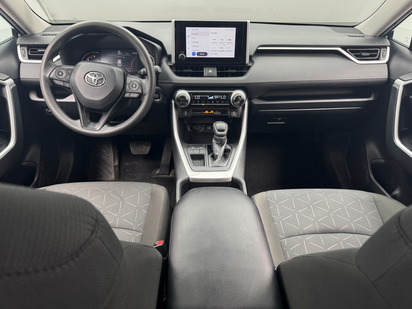 Thumbnail: 2024 Toyota RAV4 - 3