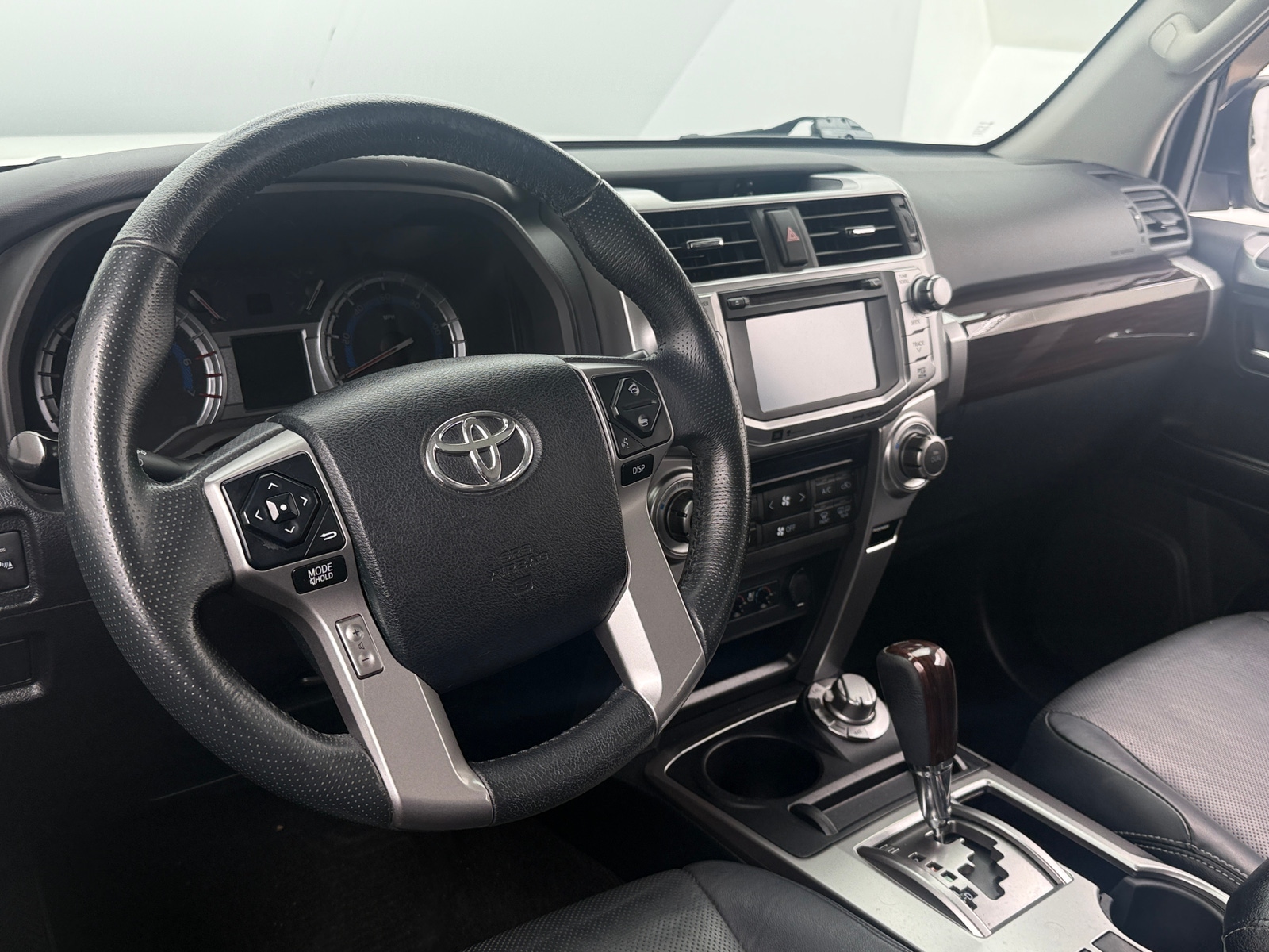Thumbnail: 2017 Toyota 4Runner - 4