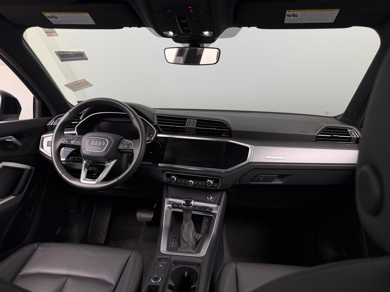 Thumbnail: 2025 Audi Q3 - 2