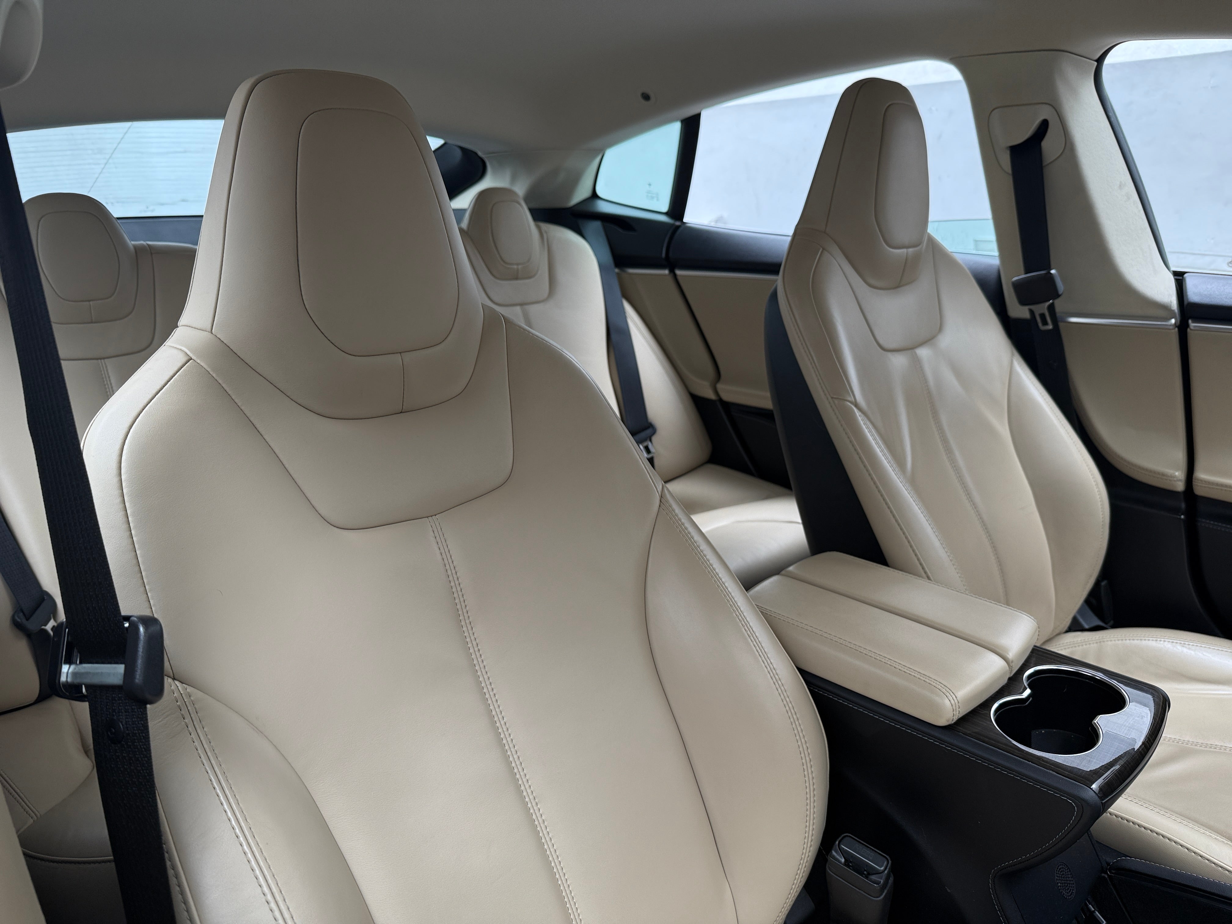 2014 Tesla Model S