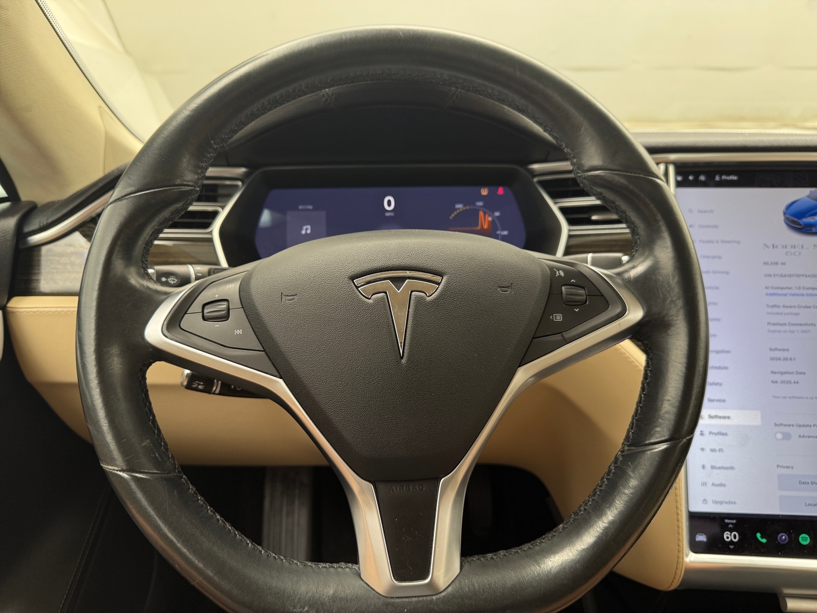 Thumbnail: 2014 Tesla Model S - 4