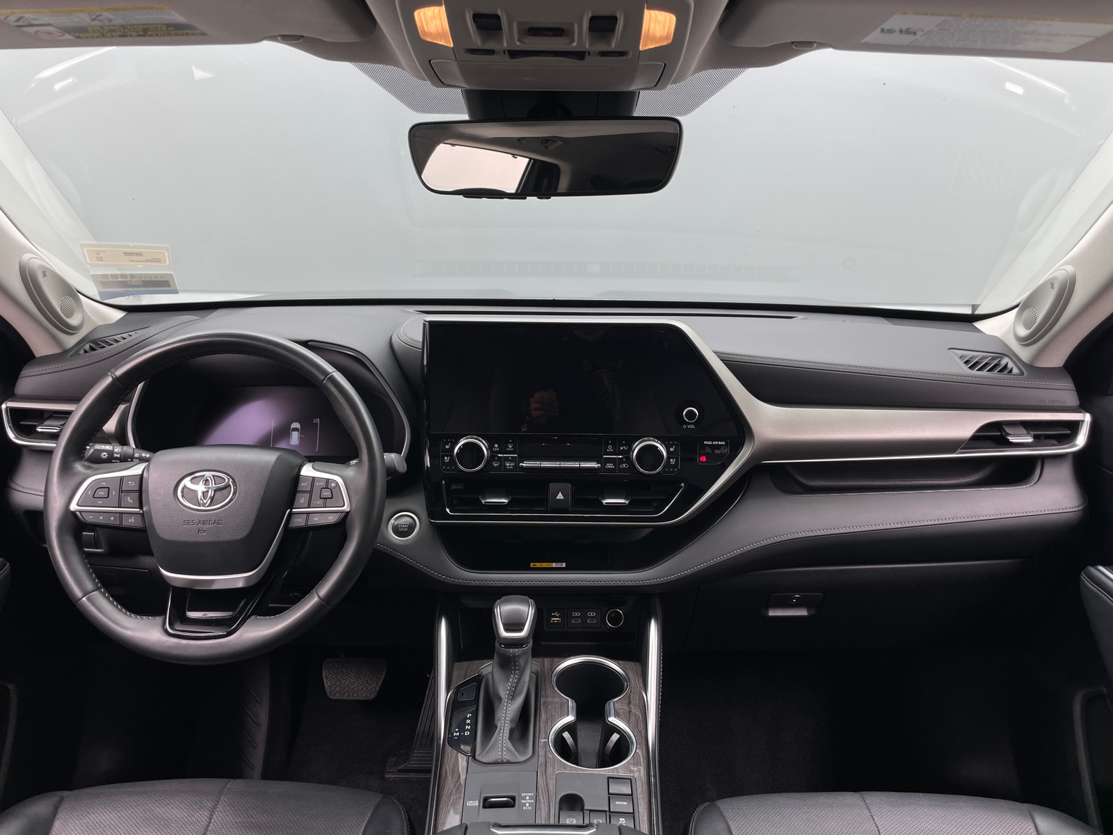 Thumbnail: 2024 Toyota Highlander - 2