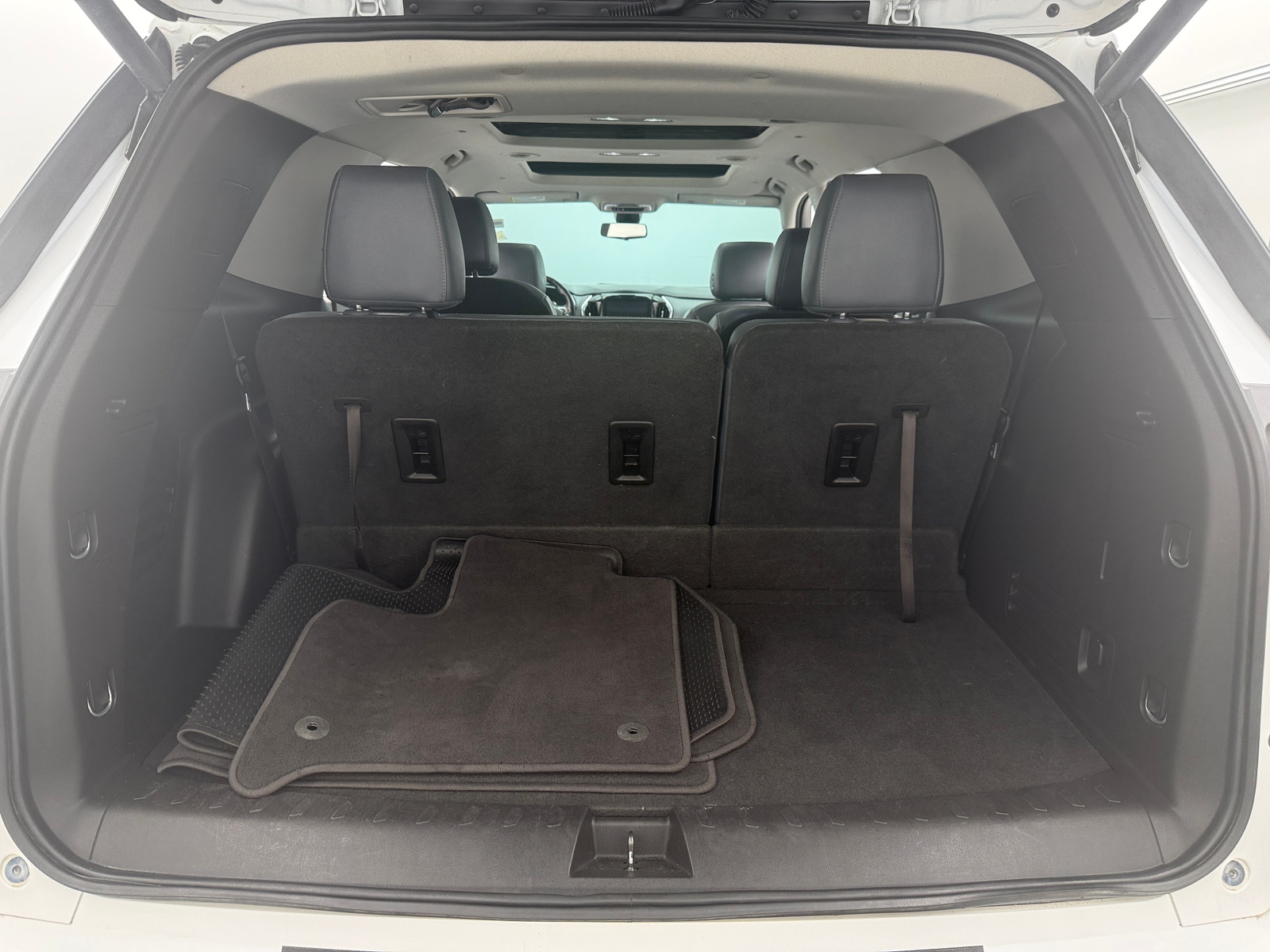 Thumbnail: 2019 Chevrolet Traverse - 6