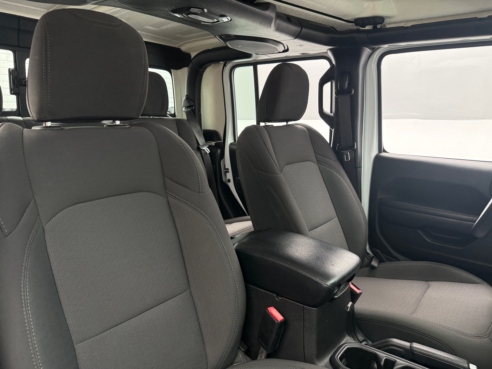 Thumbnail: 2021 Jeep Gladiator - 2