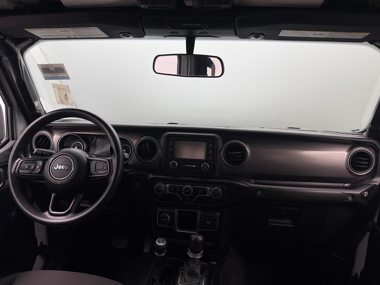 Thumbnail: 2021 Jeep Gladiator - 3