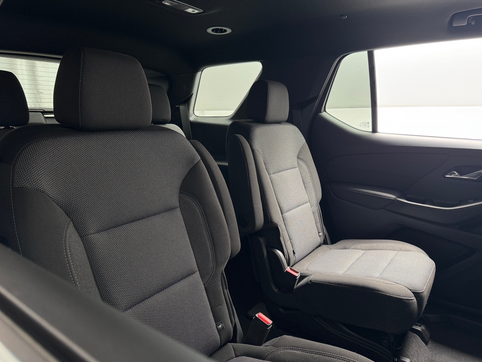 Thumbnail: 2022 Chevrolet Traverse - 6