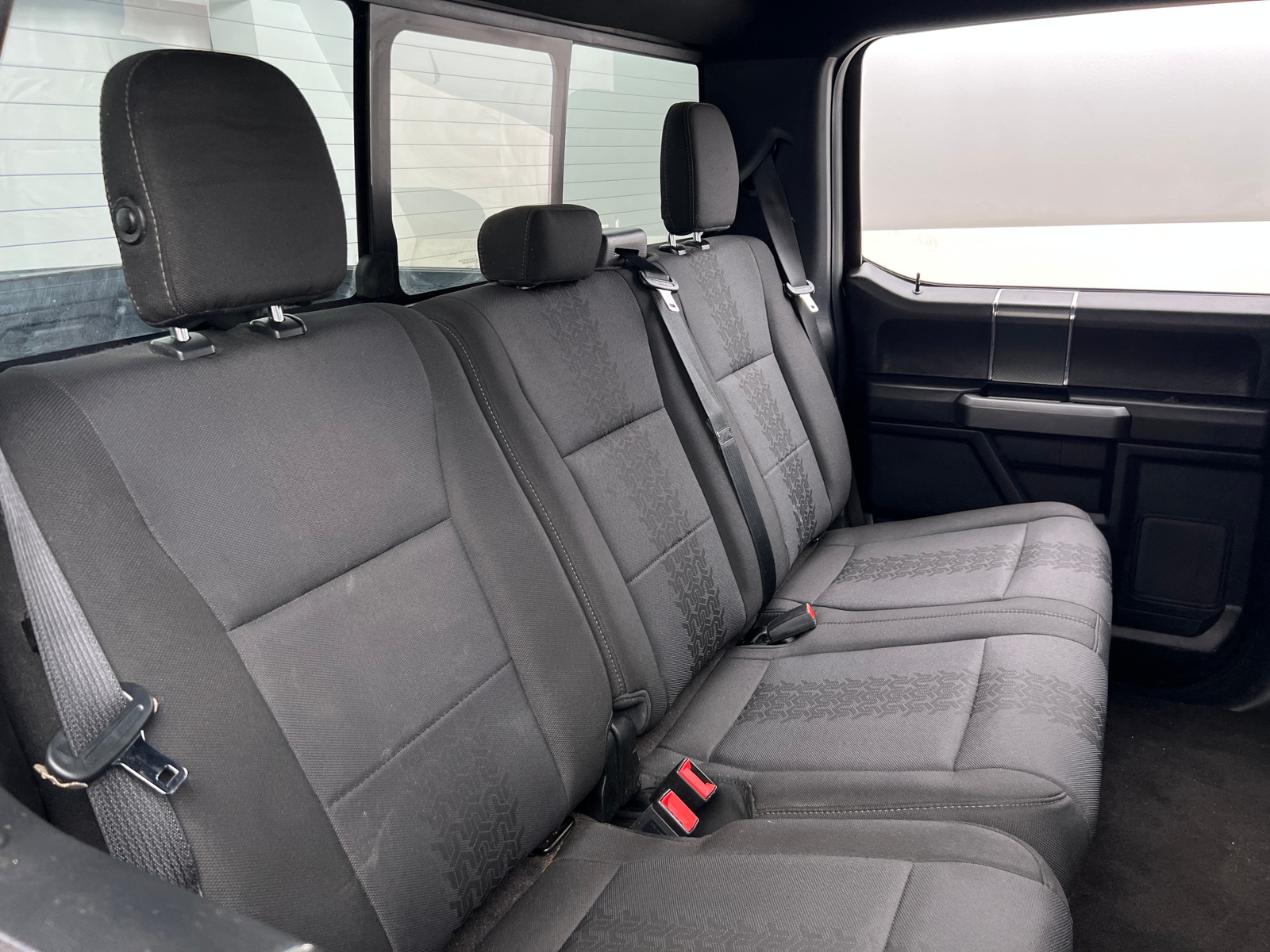 Thumbnail: 2018 Ford Econoline - 6
