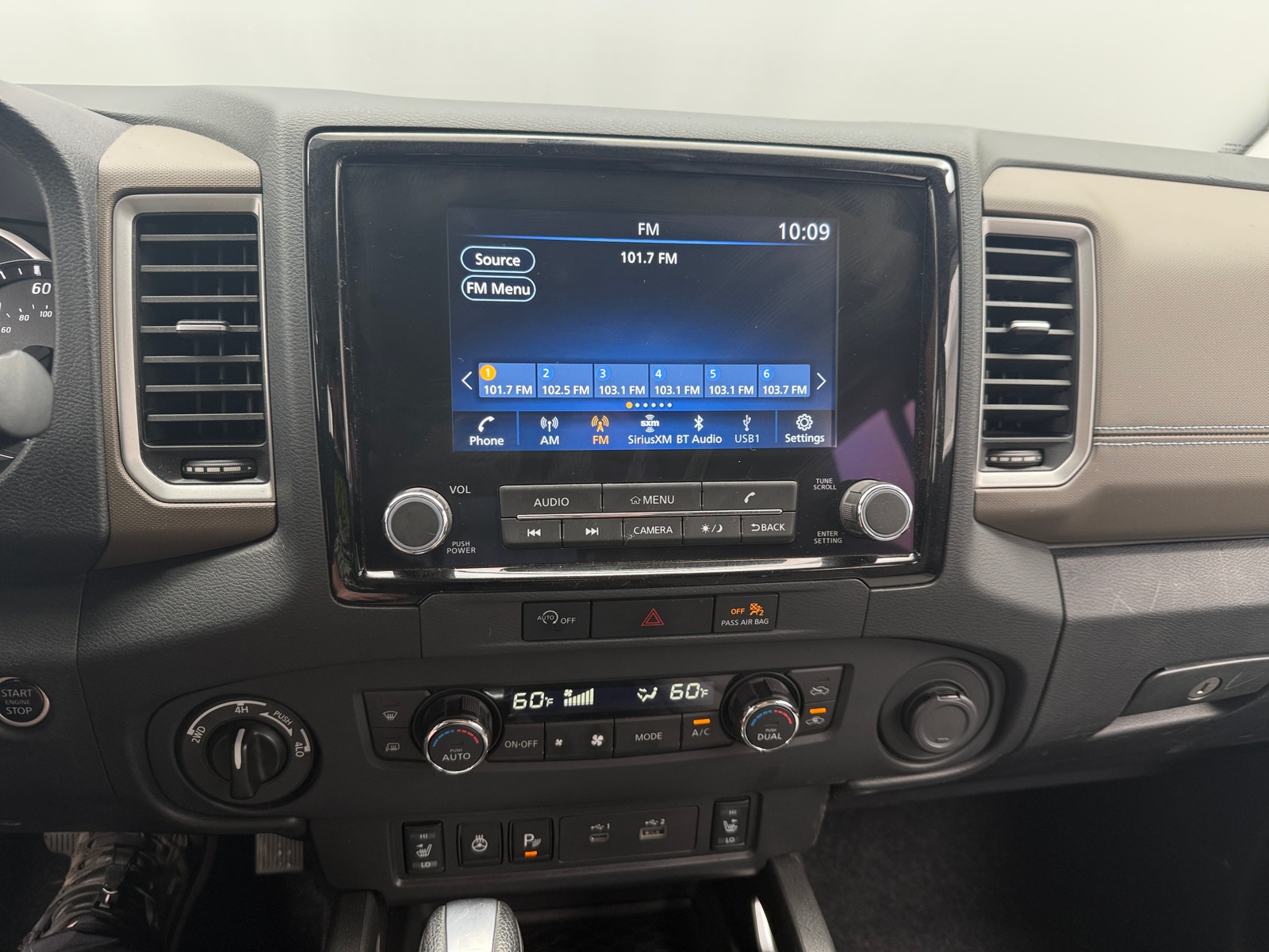 Thumbnail: 2023 Nissan Frontier - 4