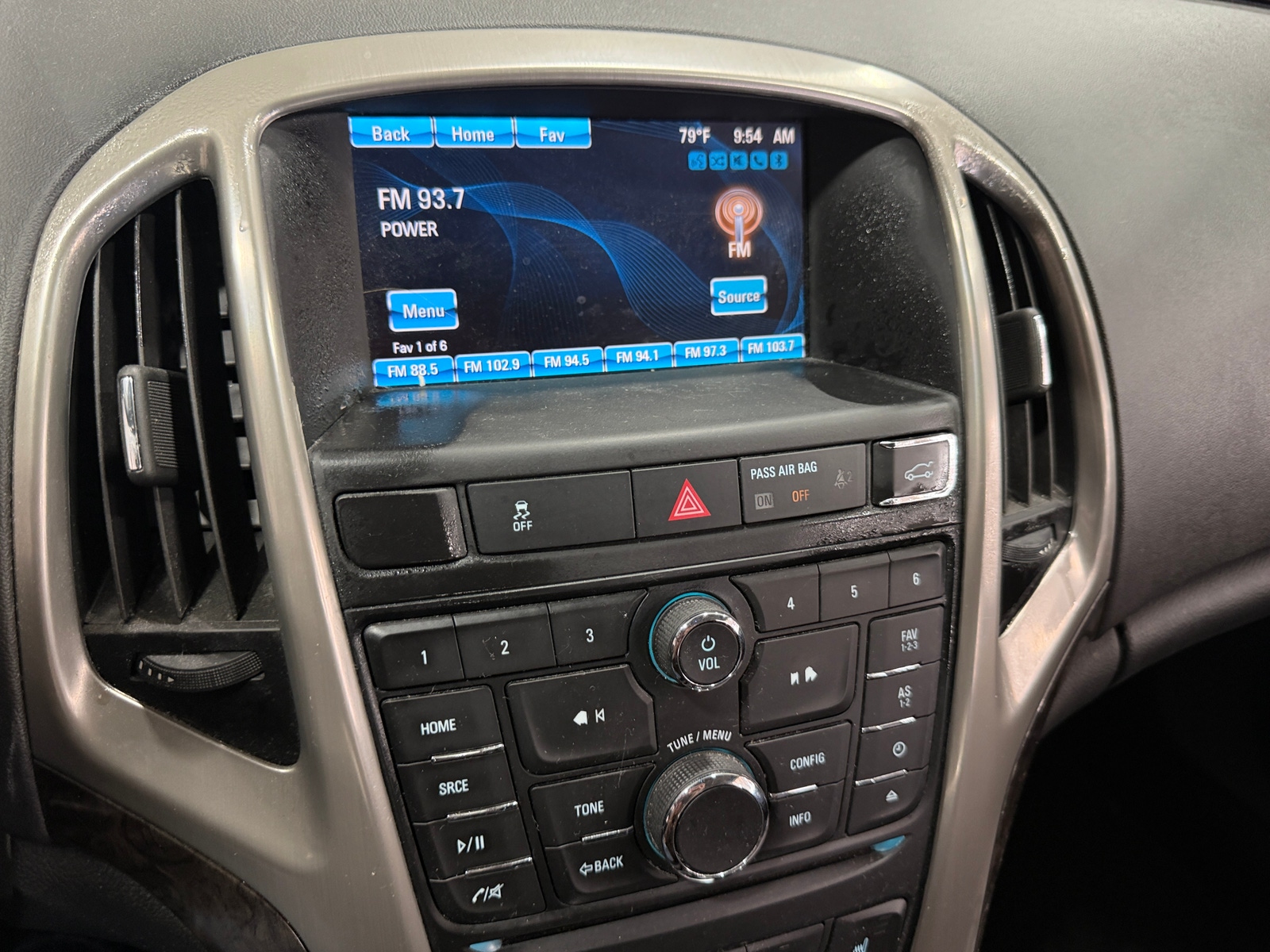 Thumbnail: 2016 Buick Verano - 3