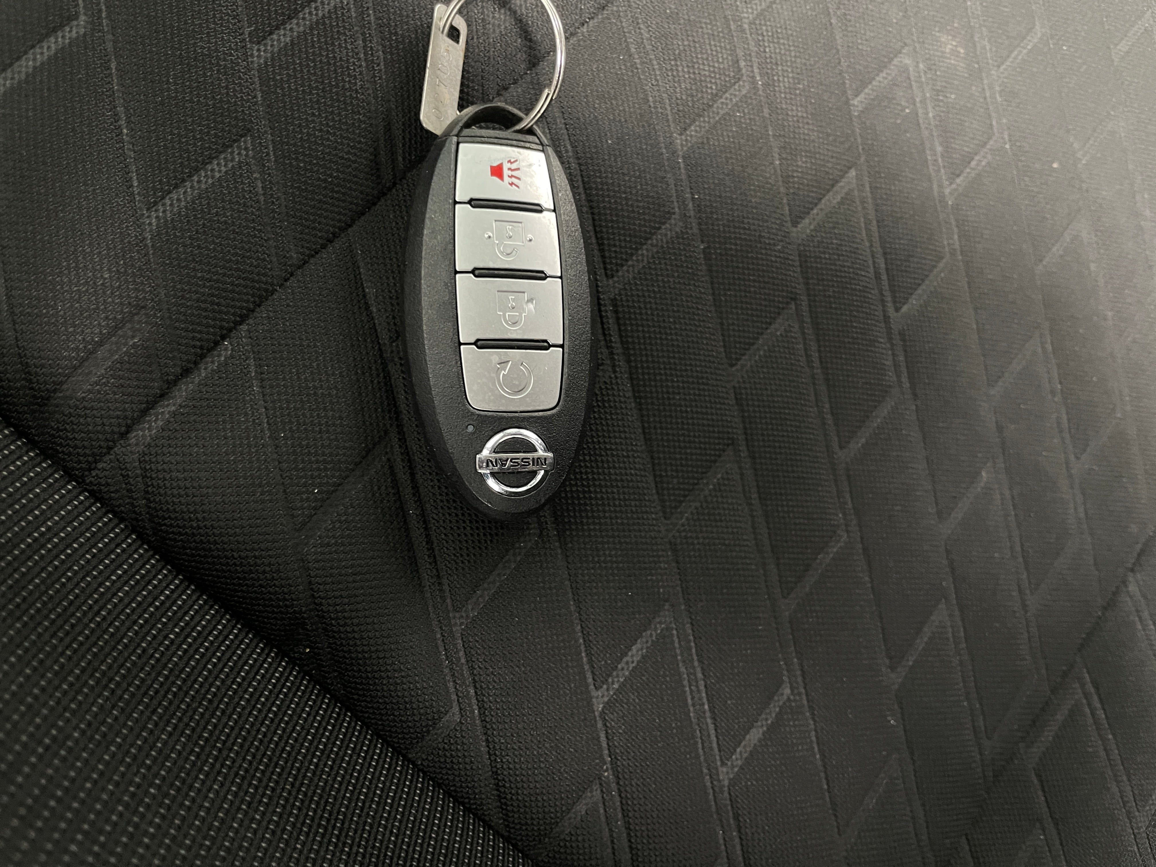 2021 Nissan Kicks SV - Photo 8