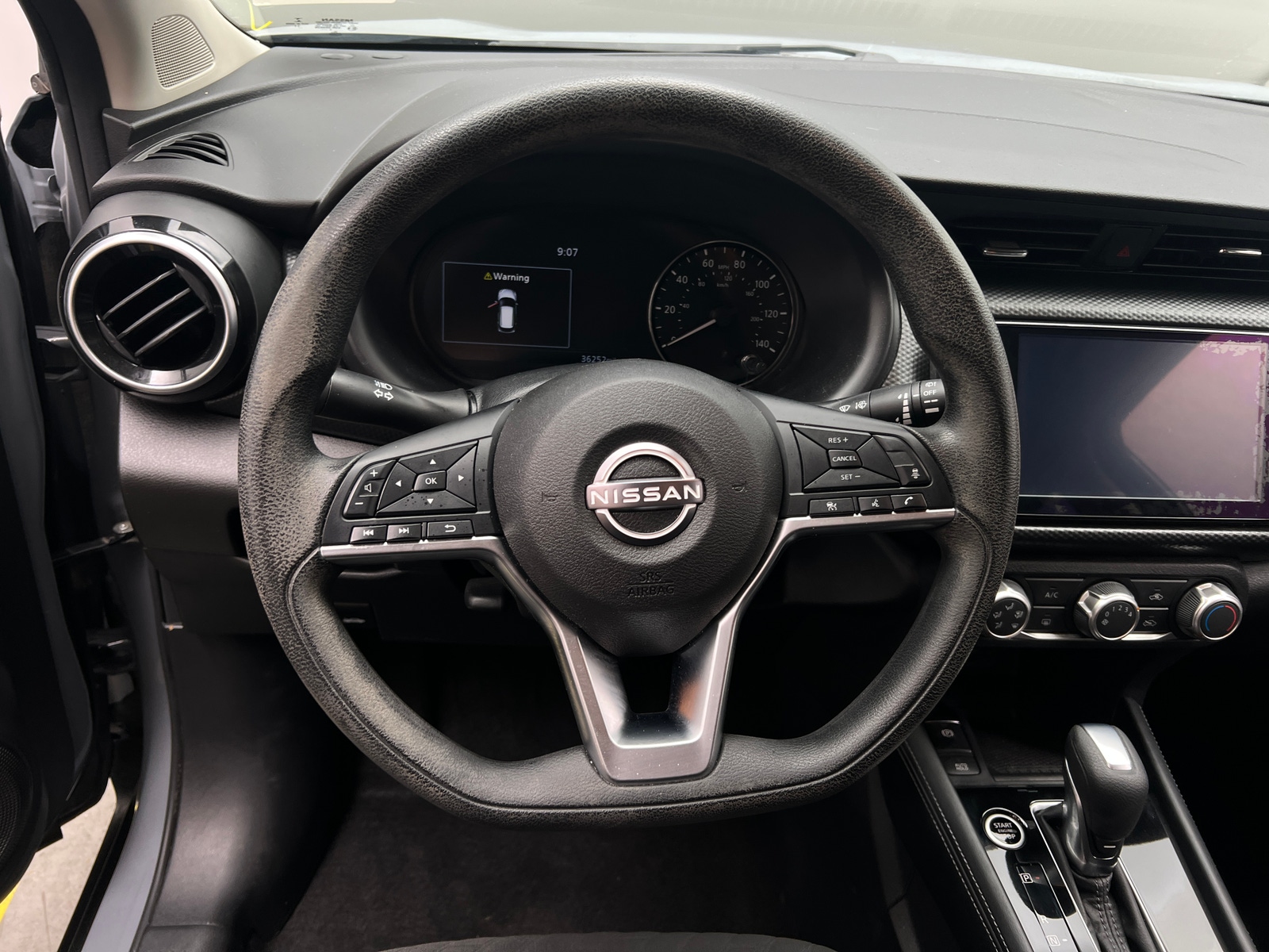 Thumbnail: 2023 Nissan Kicks - 5