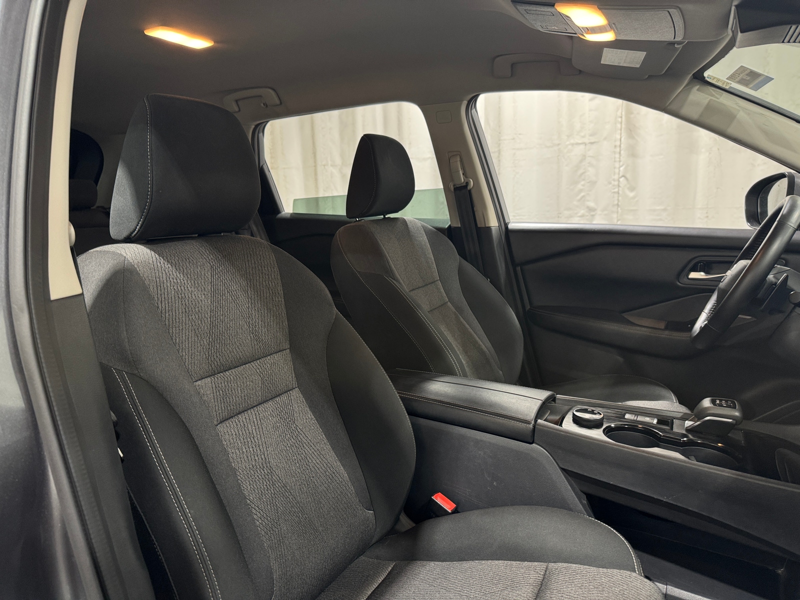 Thumbnail: 2025 Nissan Rogue - 2