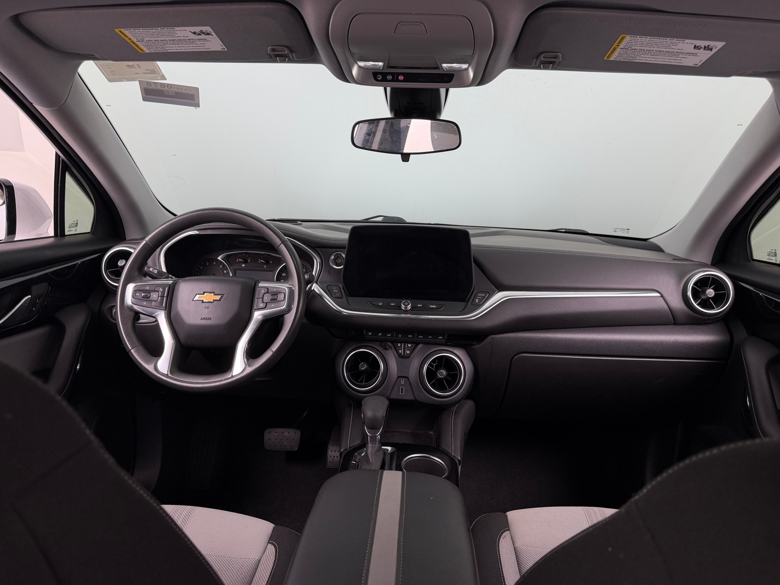 Thumbnail: 2023 Chevrolet Blazer - 3