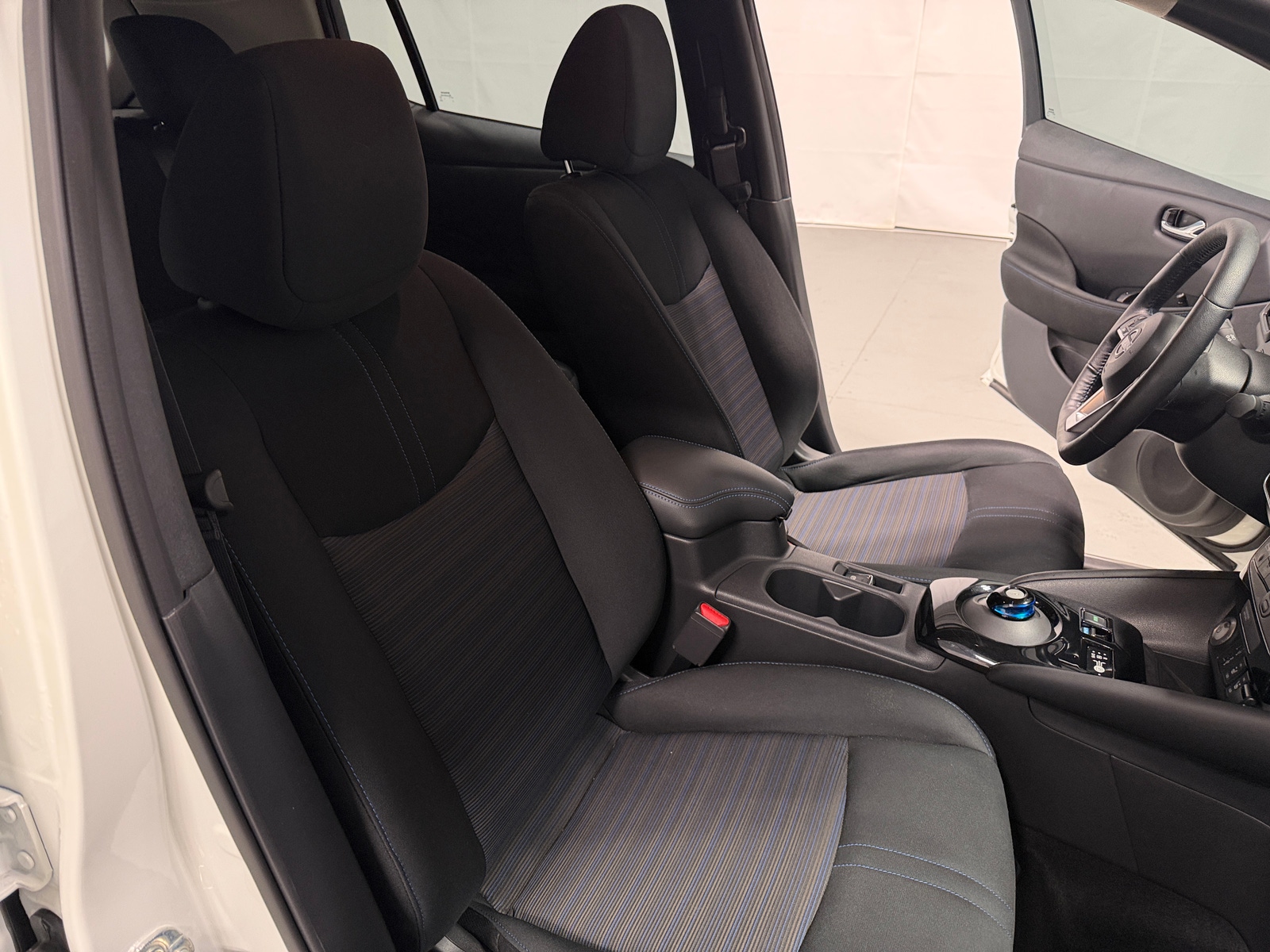 Thumbnail: 2024 Nissan Leaf - 2