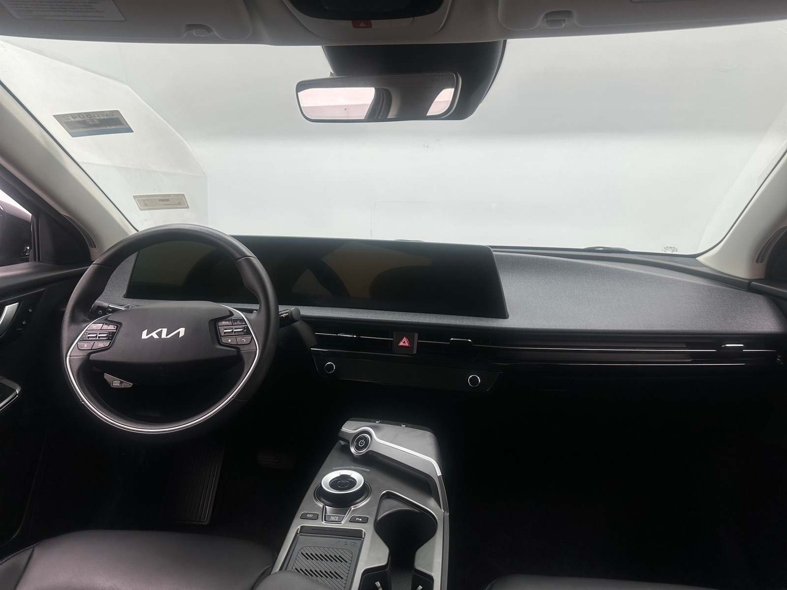 Thumbnail: 2024 Kia EV6 - 2