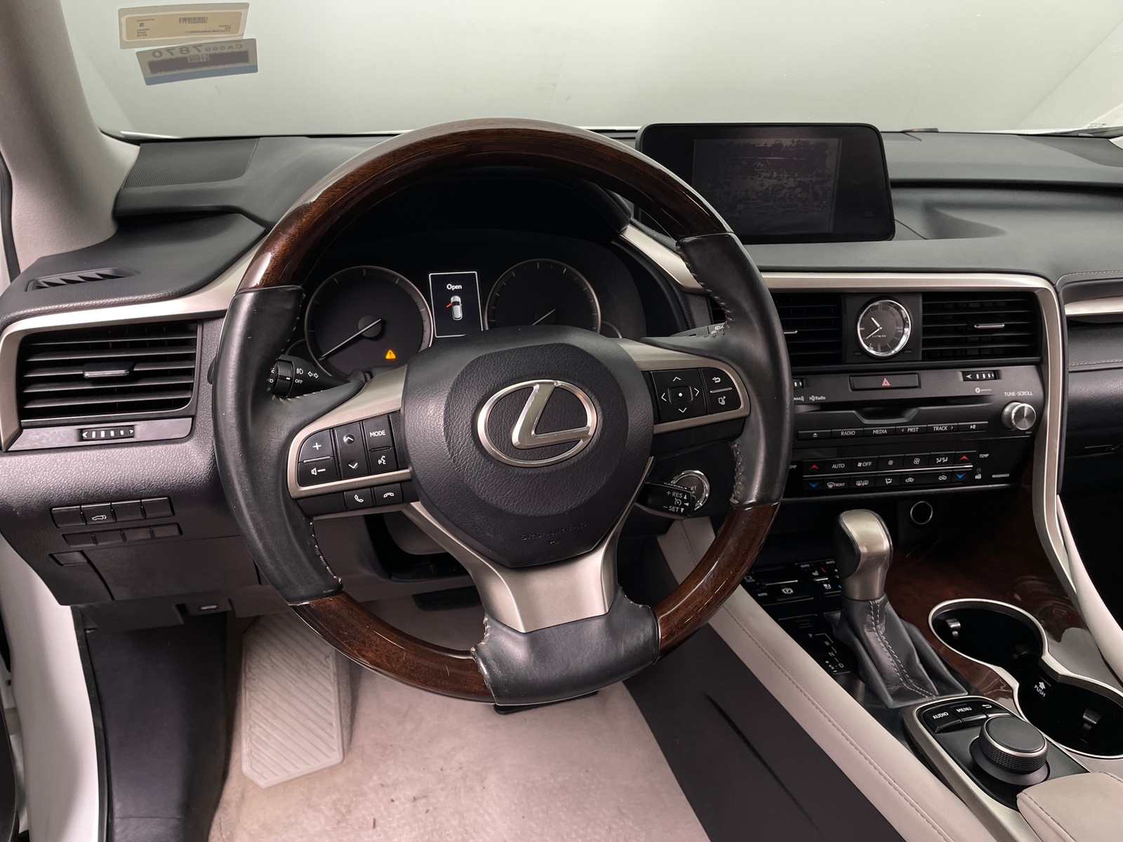 Thumbnail: 2016 Lexus RX - 4