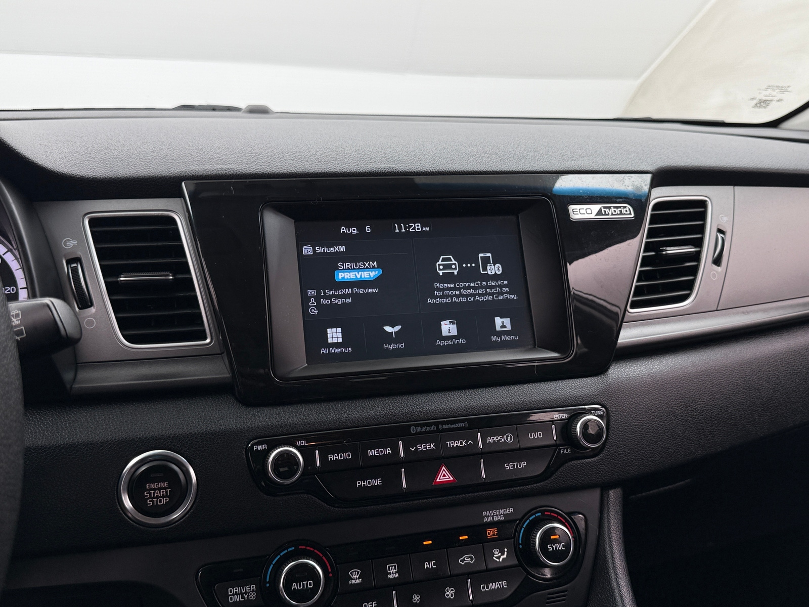 Thumbnail: 2019 Kia Niro - 4