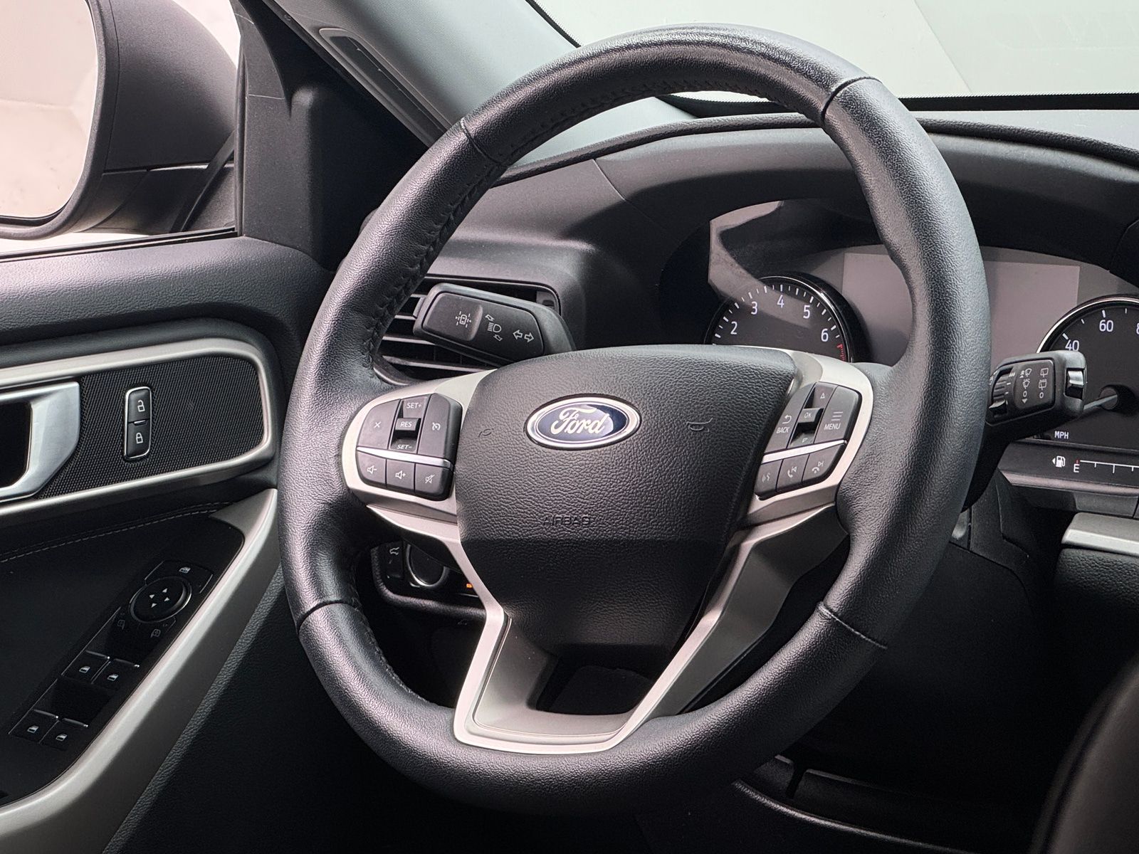 Thumbnail: 2024 Ford Explorer - 5