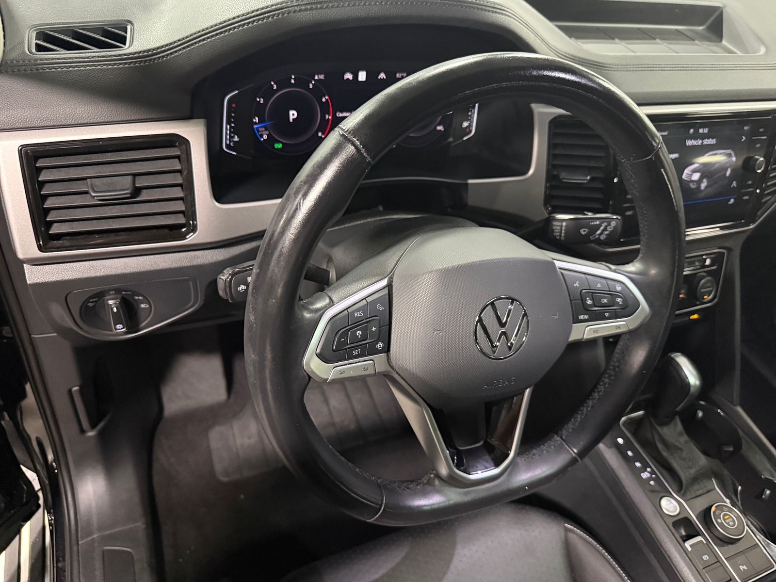 Thumbnail: 2021 Volkswagen Atlas - 4