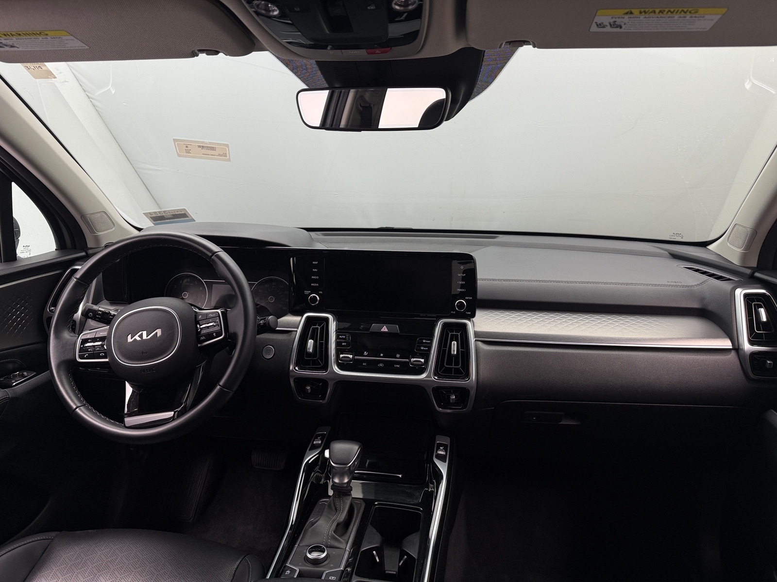 Thumbnail: 2022 Kia Sorento - 2