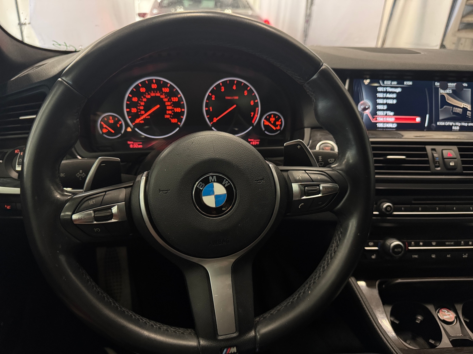 Thumbnail: 2016 BMW 5 Series - 4