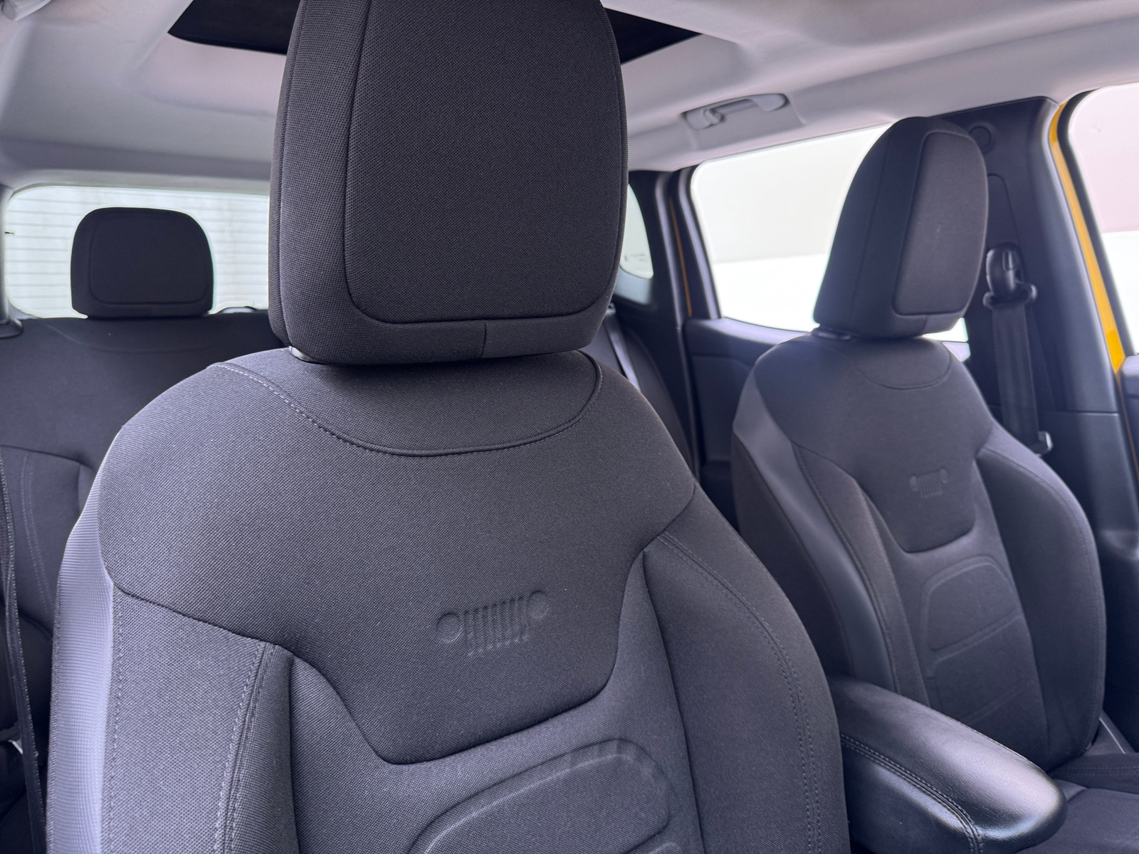 Thumbnail: 2017 Jeep Renegade - 2