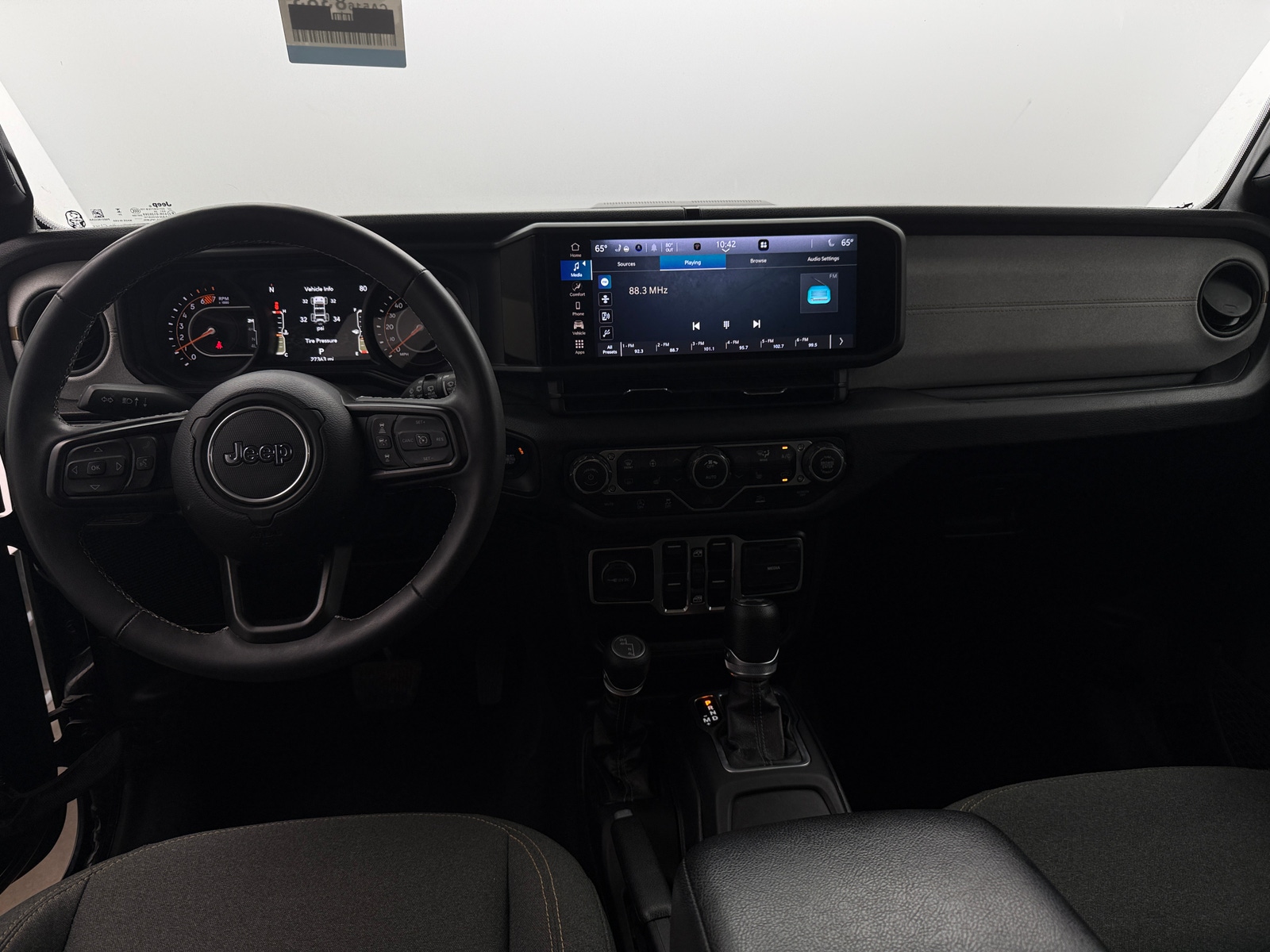 Thumbnail: 2025 Jeep Wrangler - 3