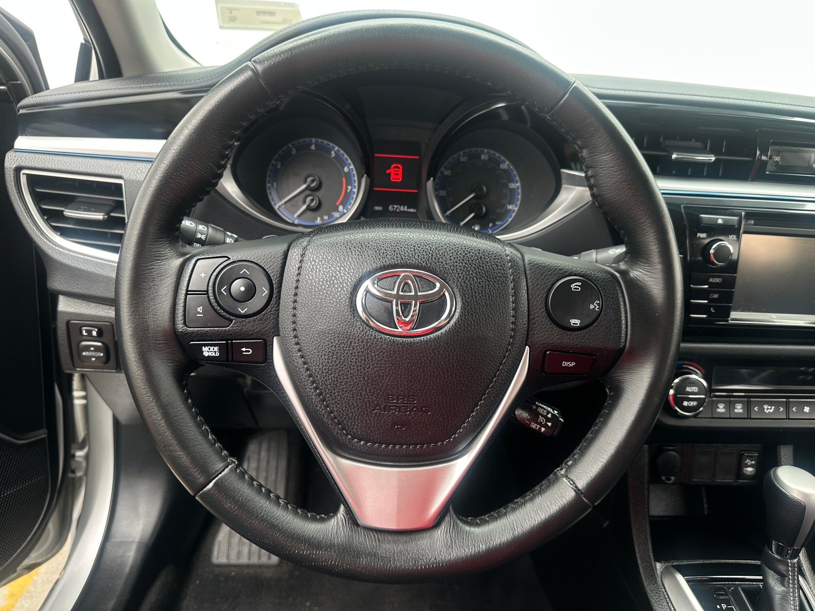 Thumbnail: 2016 Toyota Corolla - 5