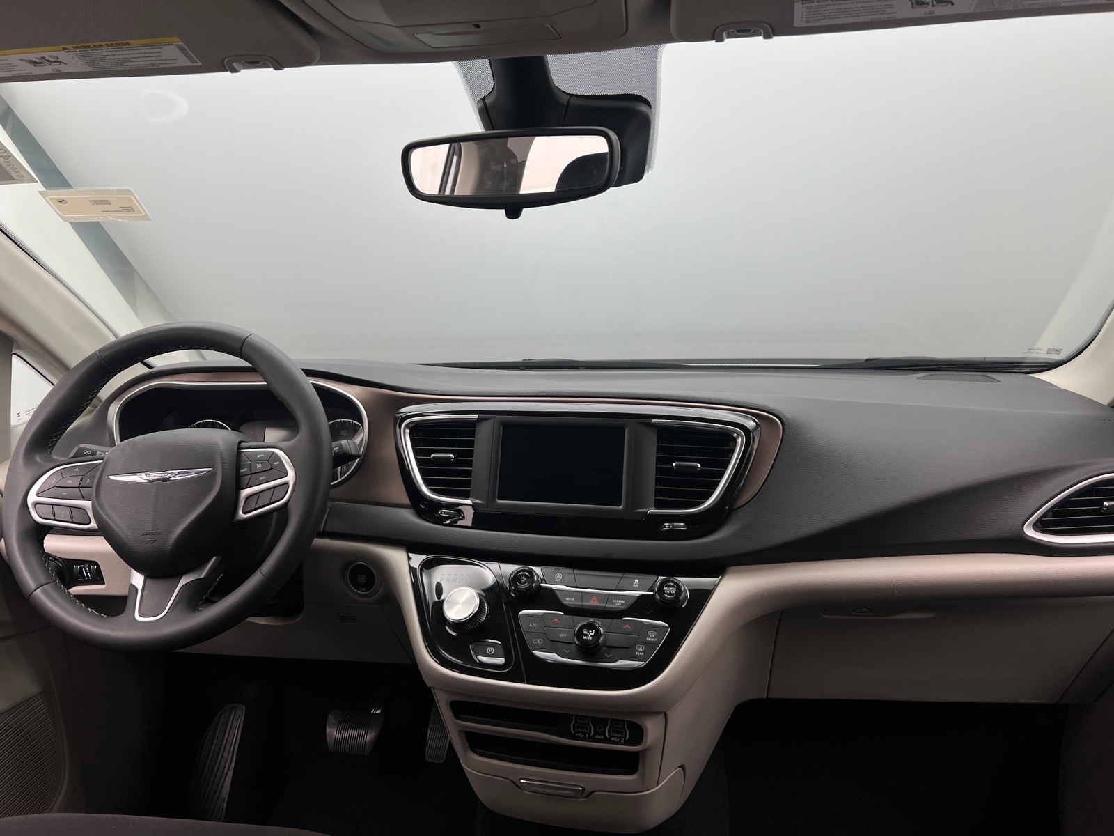 Thumbnail: 2024 Chrysler Voyager - 3