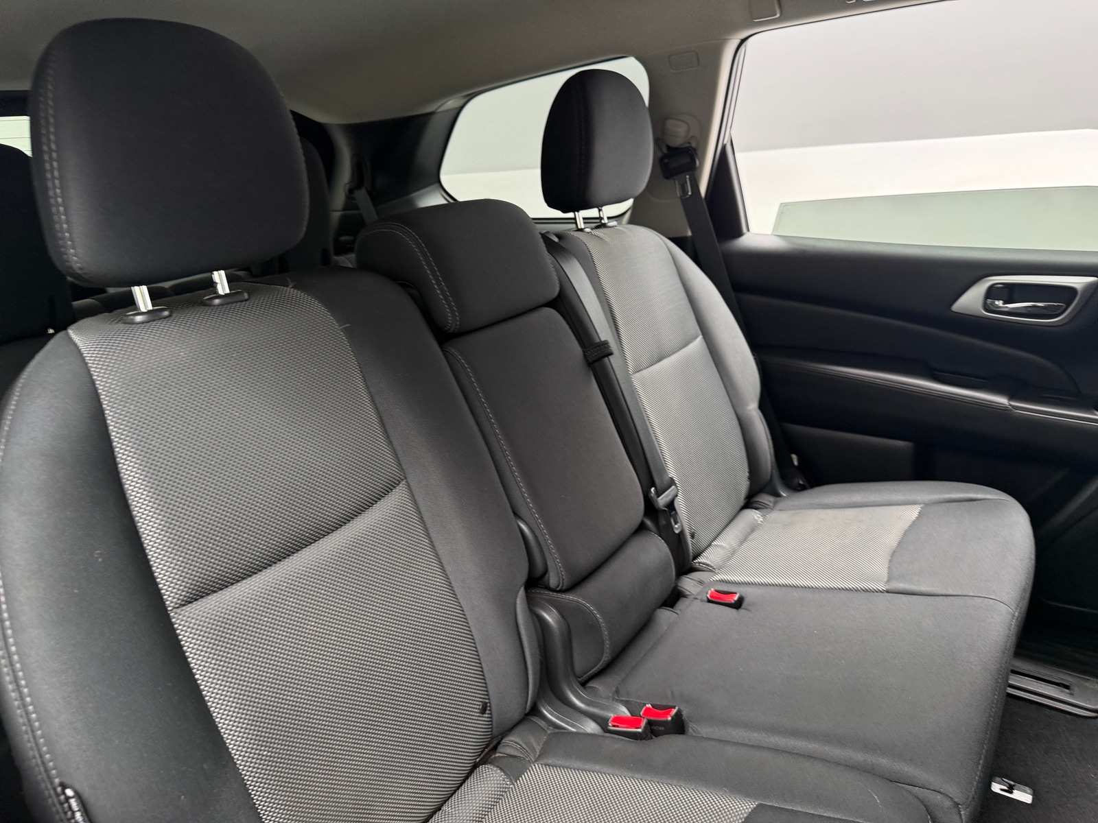 Thumbnail: 2019 Nissan Pathfinder - 6