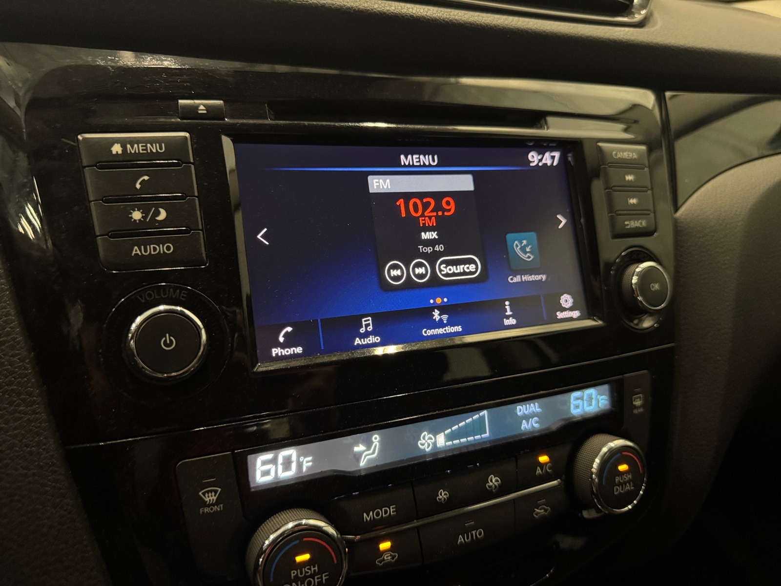 Thumbnail: 2021 Nissan Rogue Sport - 4