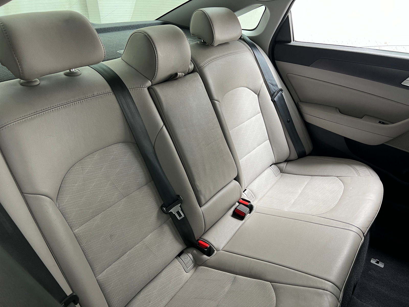Thumbnail: 2016 Hyundai Sonata - 6