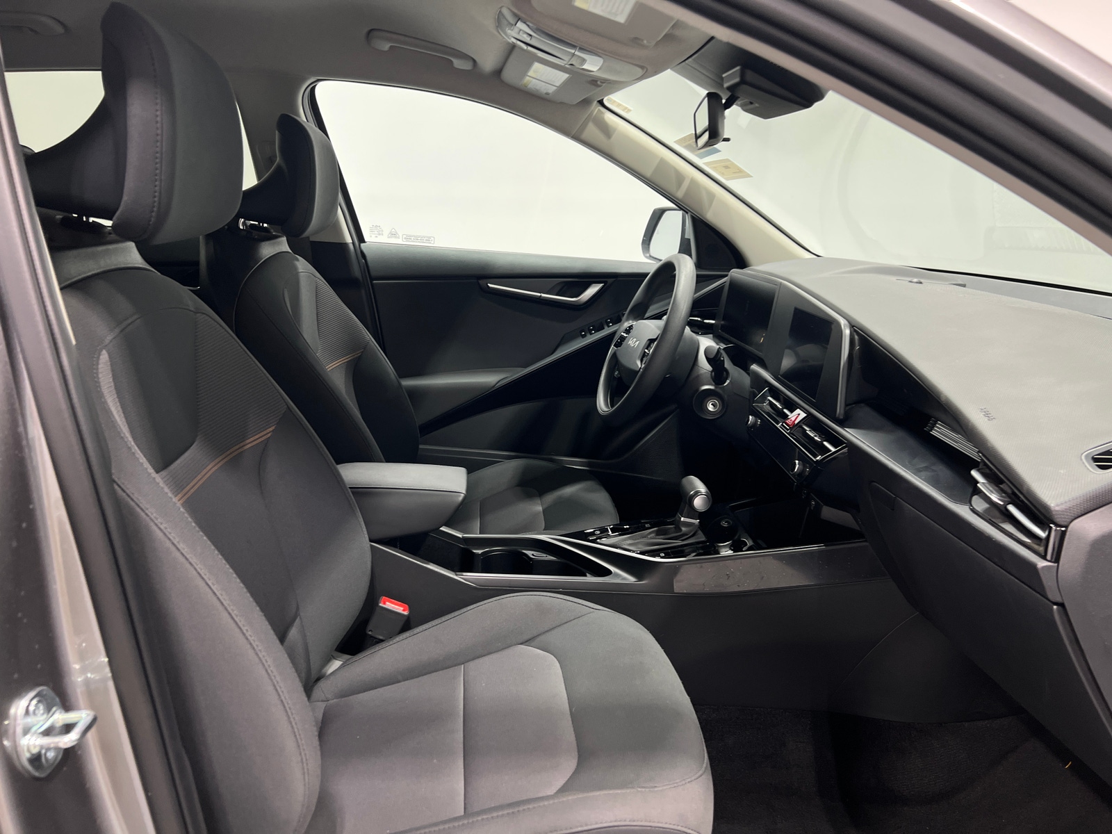 Thumbnail: 2026 Kia Niro - 2