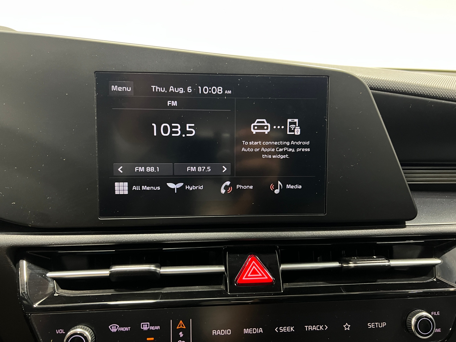 Thumbnail: 2026 Kia Niro - 4