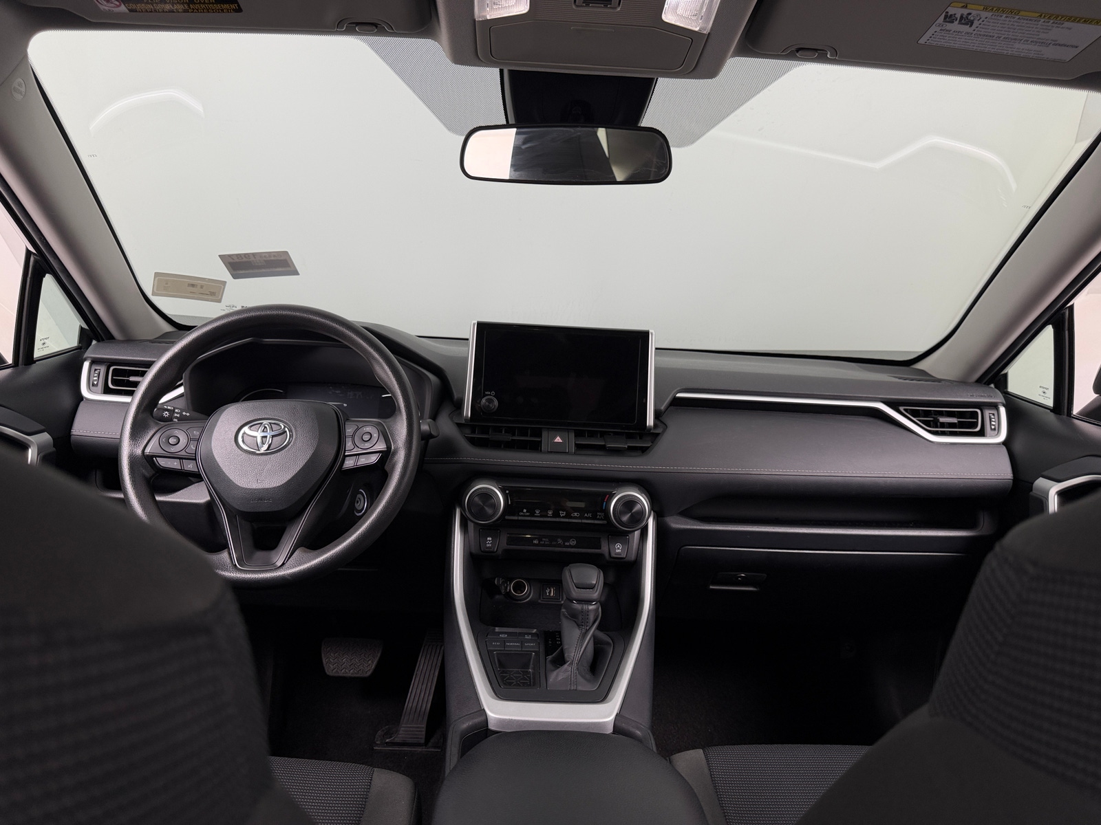 Thumbnail: 2025 Toyota RAV4 - 3