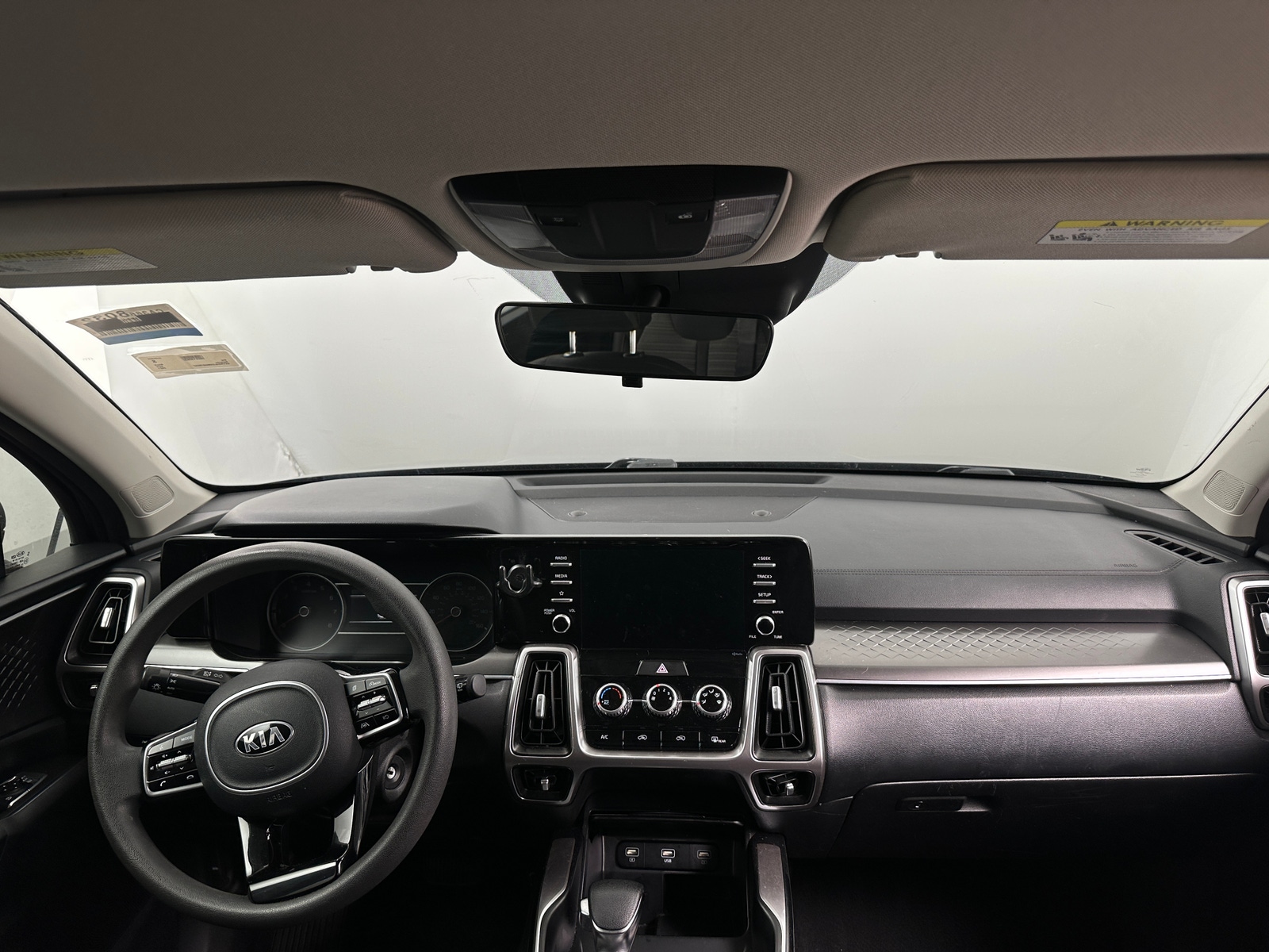 Thumbnail: 2021 Kia Sorento - 3