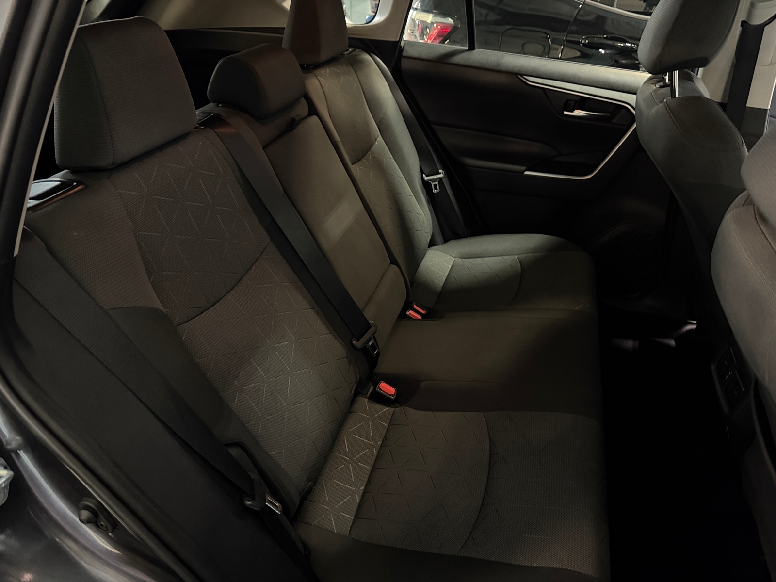 Thumbnail: 2020 Toyota RAV4 - 6