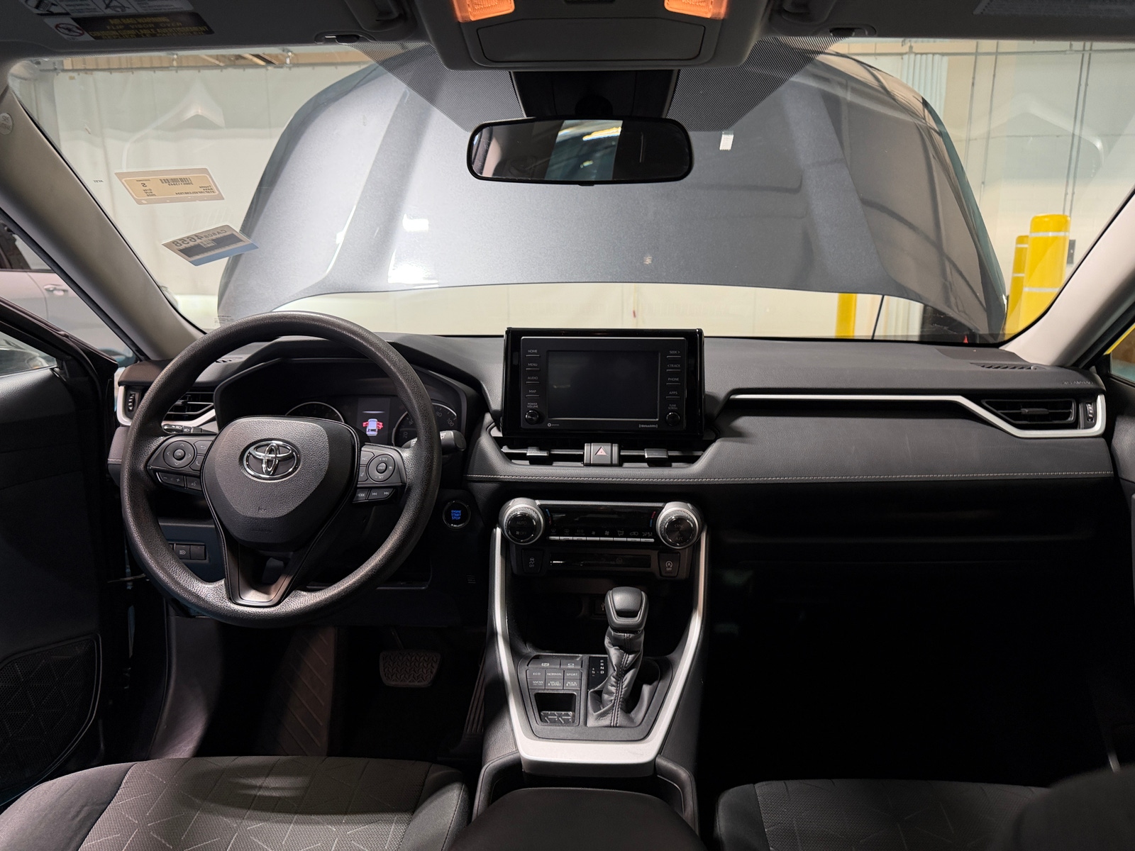 Thumbnail: 2020 Toyota RAV4 - 3