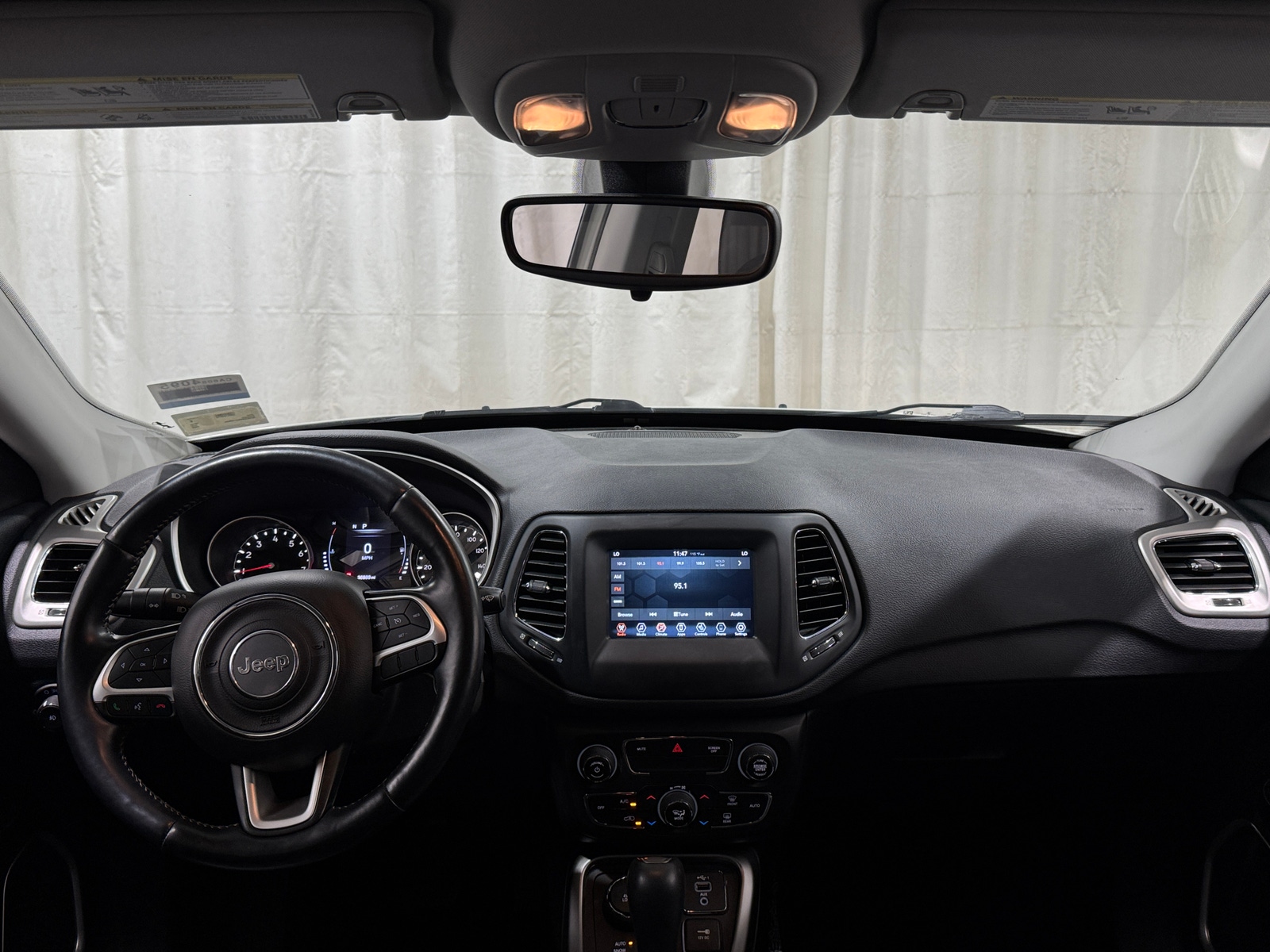 Thumbnail: 2020 Jeep Compass - 3