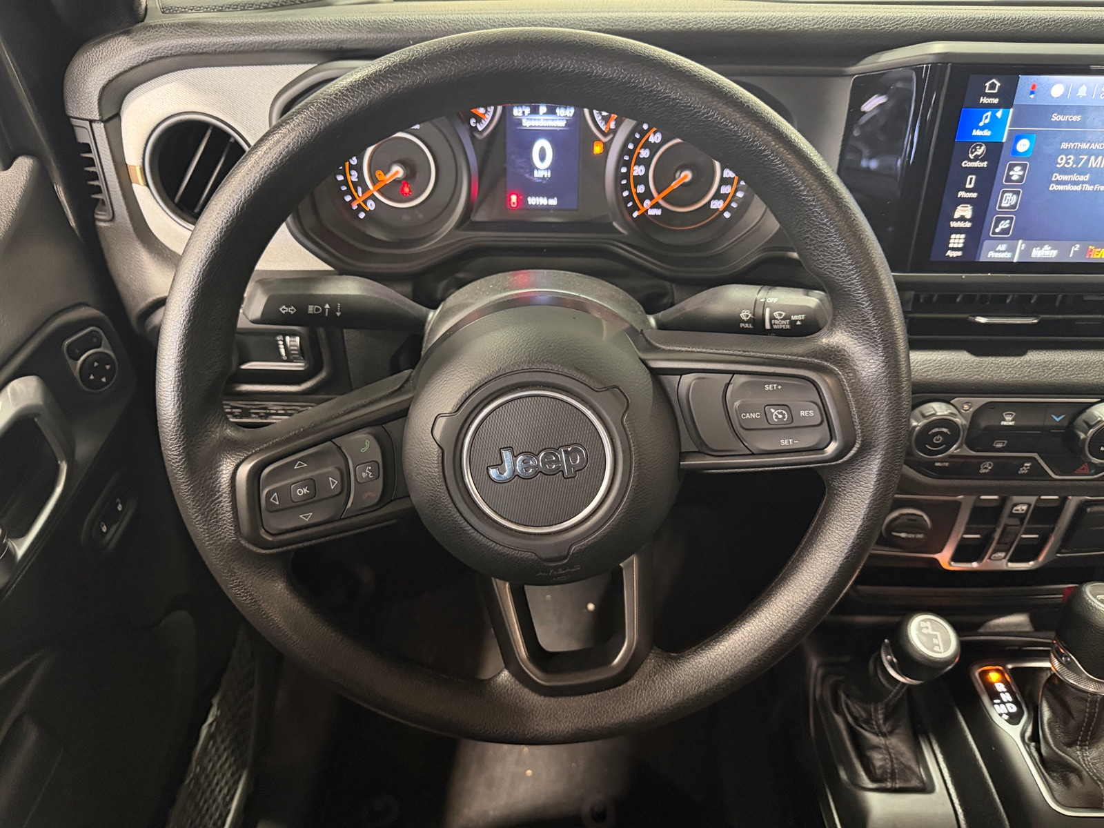 Thumbnail: 2025 Jeep Gladiator - 5