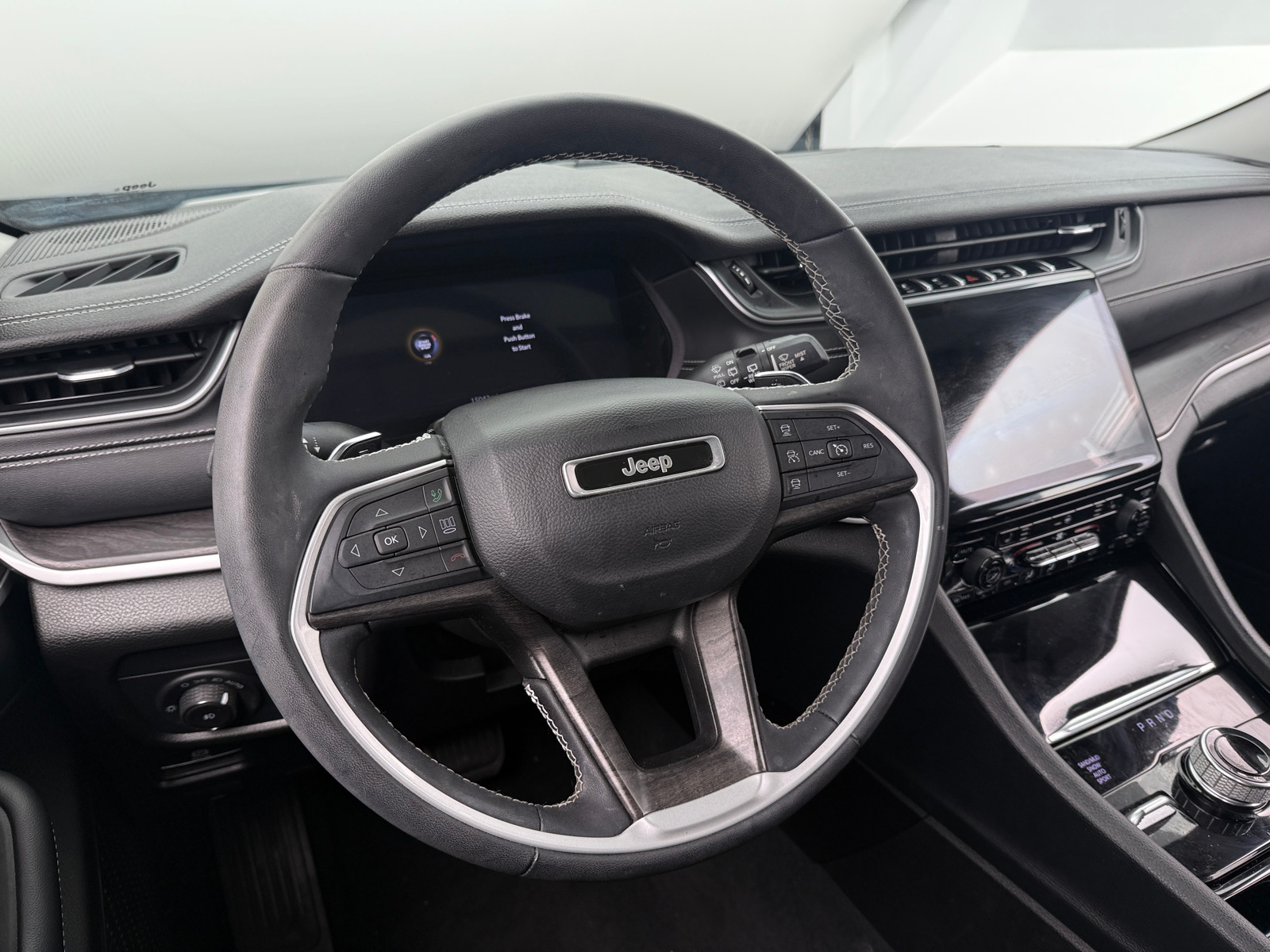 Thumbnail: 2023 Jeep Grand Cherokee - 4