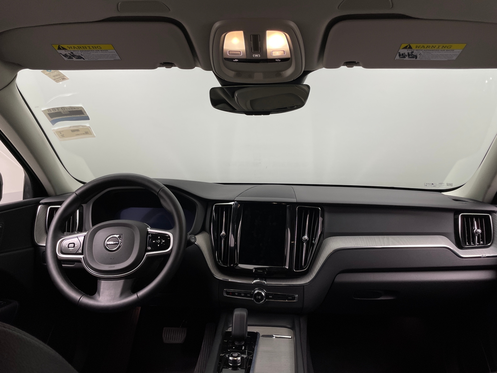 Thumbnail: 2025 Volvo XC60 - 2