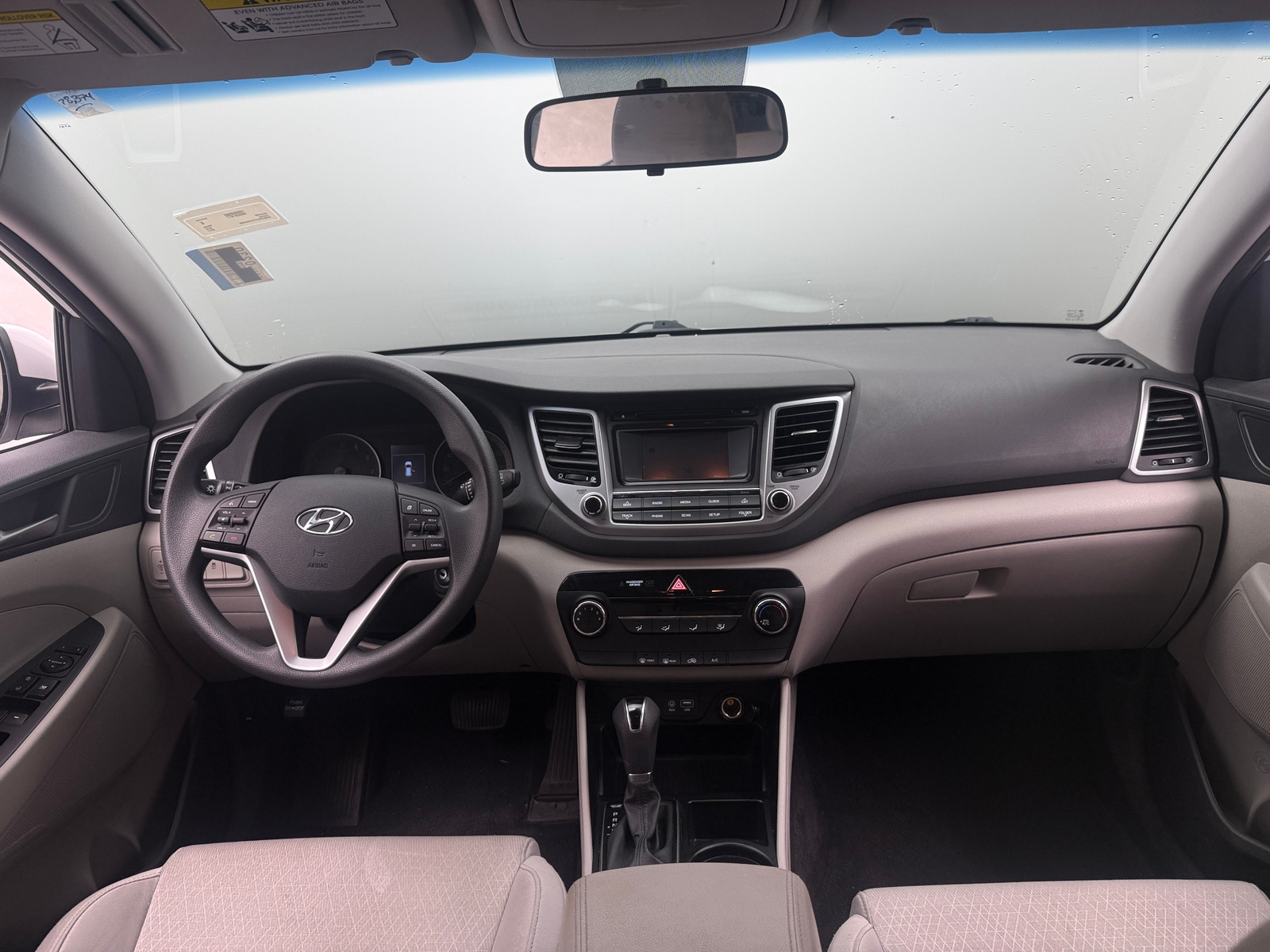 Thumbnail: 2017 Hyundai Tucson - 3