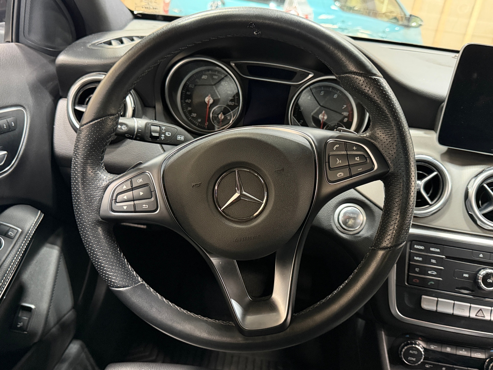 Thumbnail: 2019 Mercedes-Benz GLA - 4