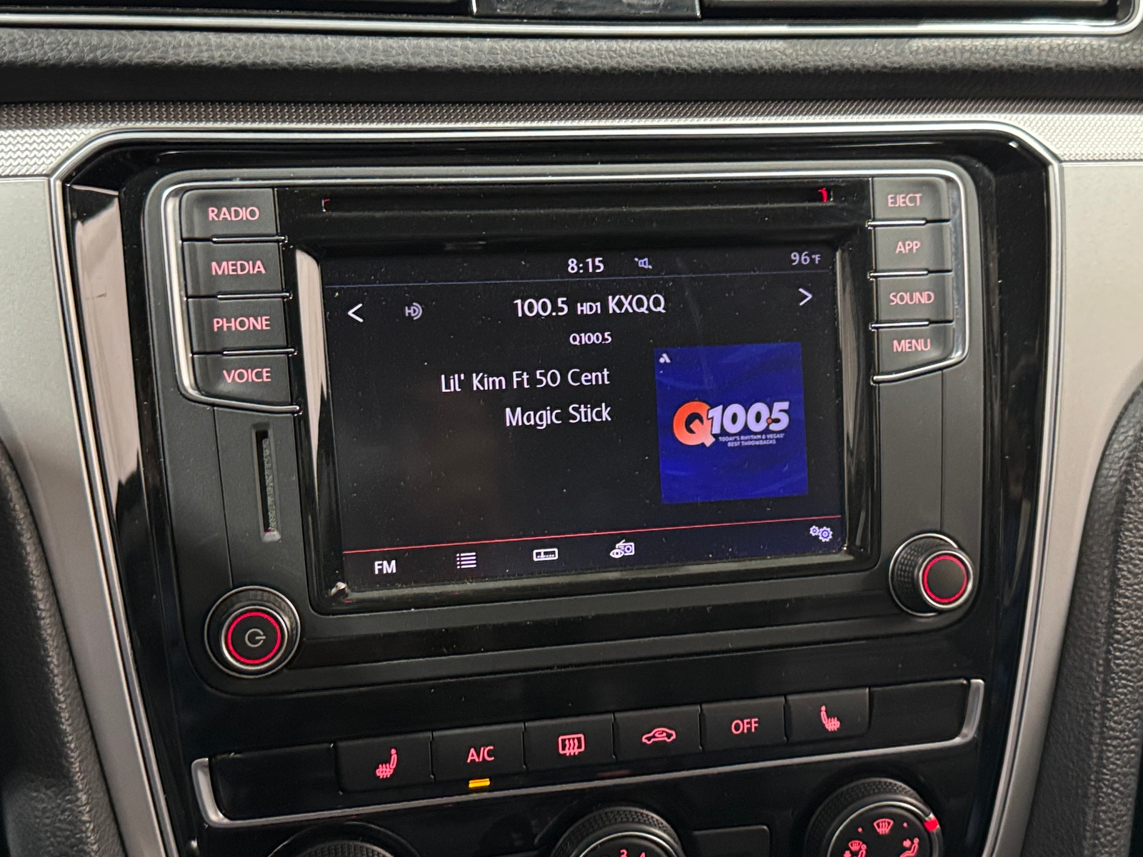 Thumbnail: 2019 Volkswagen Passat - 3