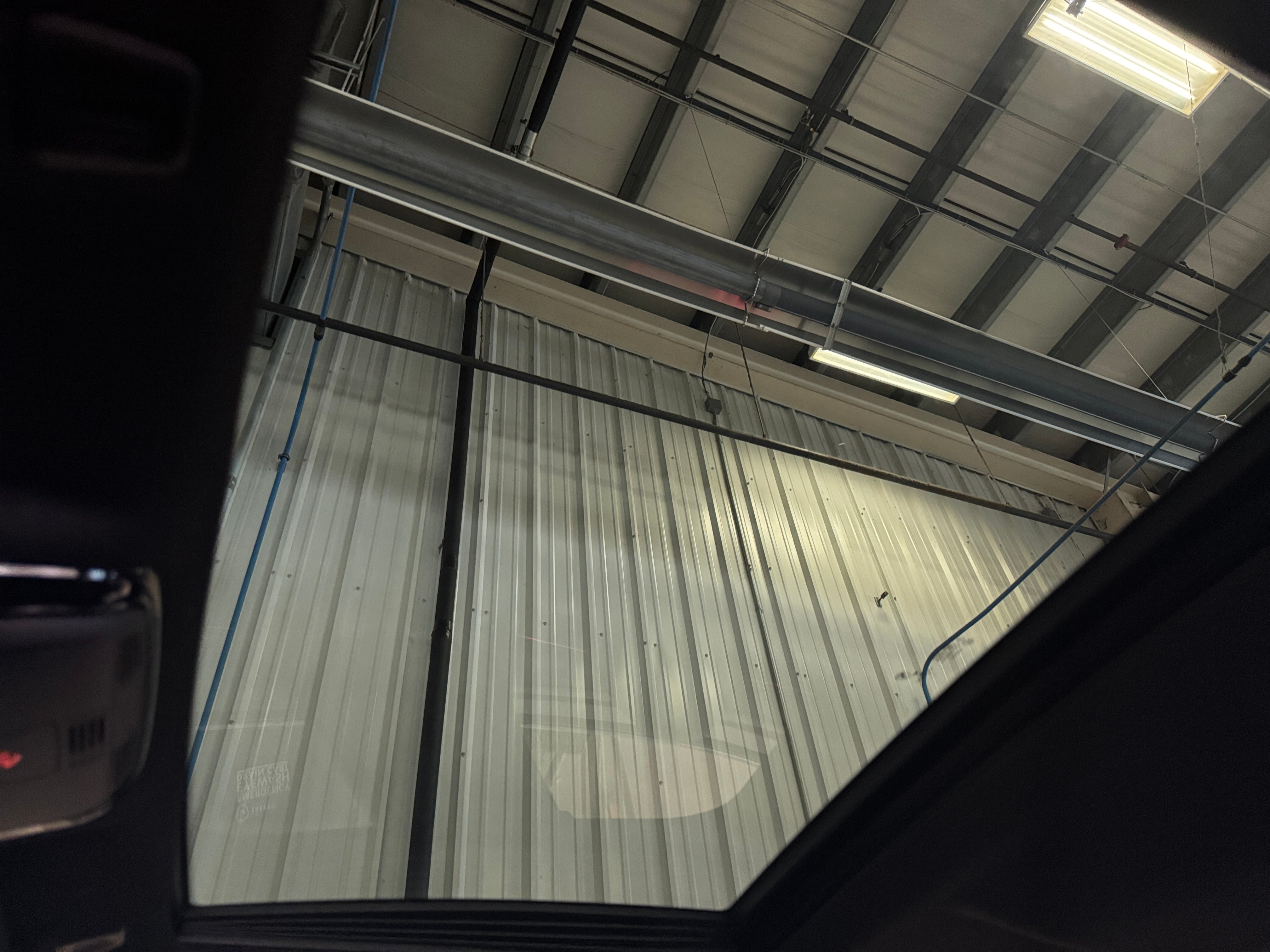 WBA13AG0XMCF48048