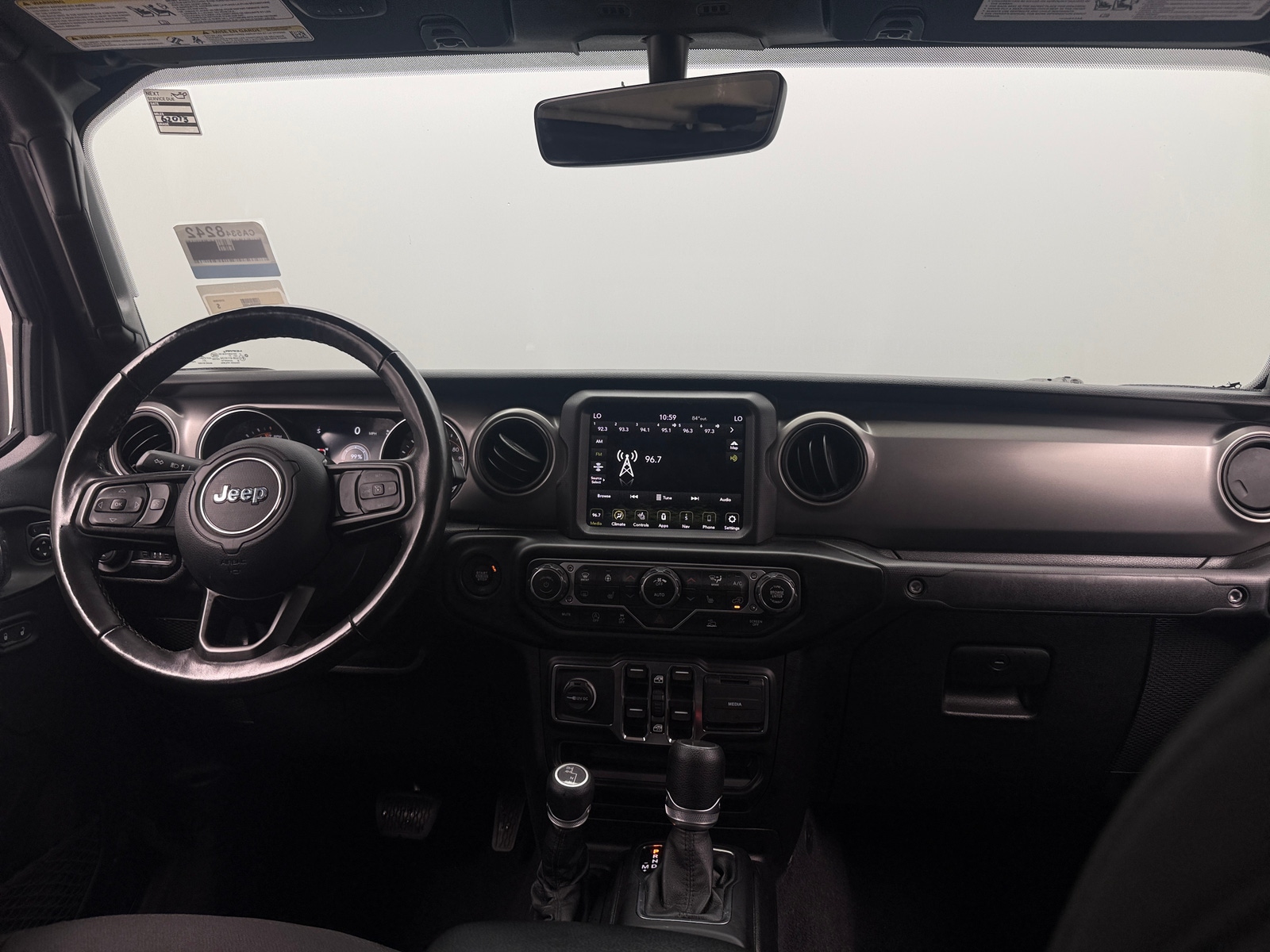 Thumbnail: 2021 Jeep Gladiator - 3