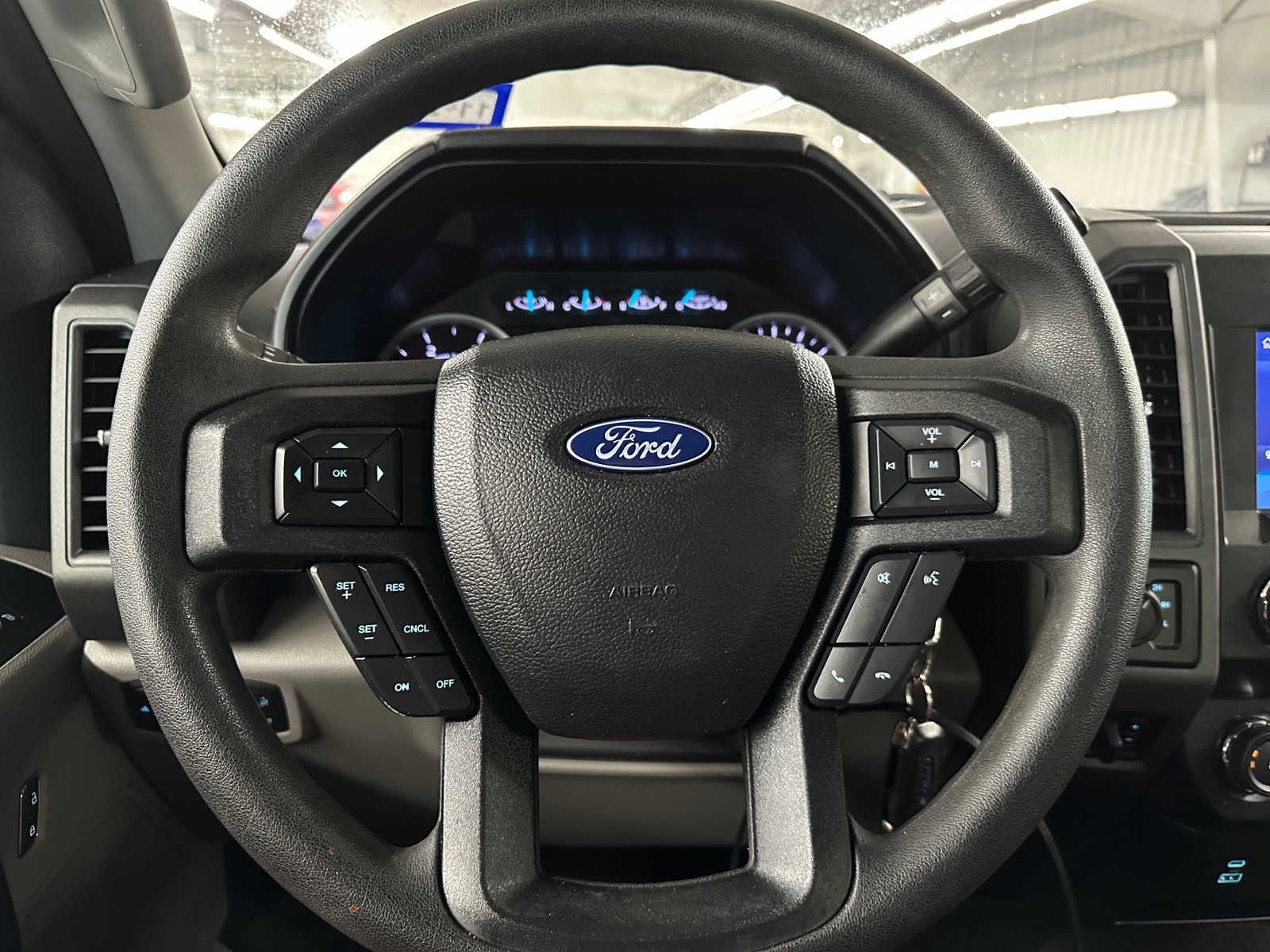 Thumbnail: 2020 Ford Econoline - 5