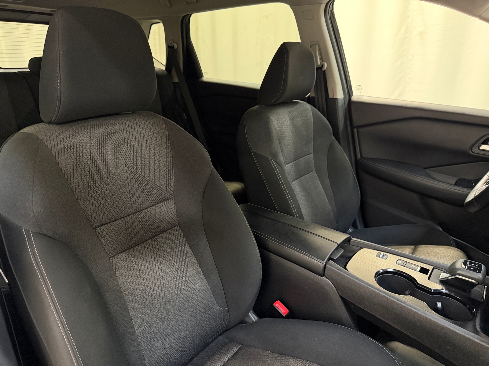 Thumbnail: 2025 Nissan Rogue - 2