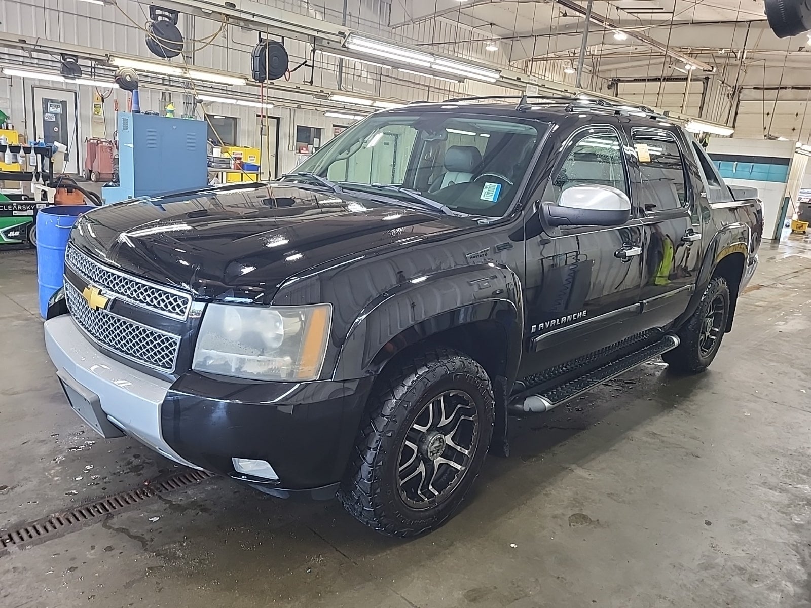 2007 Chevrolet Avalanche 1500 4WD Crew Cab 130" LT W/3lt